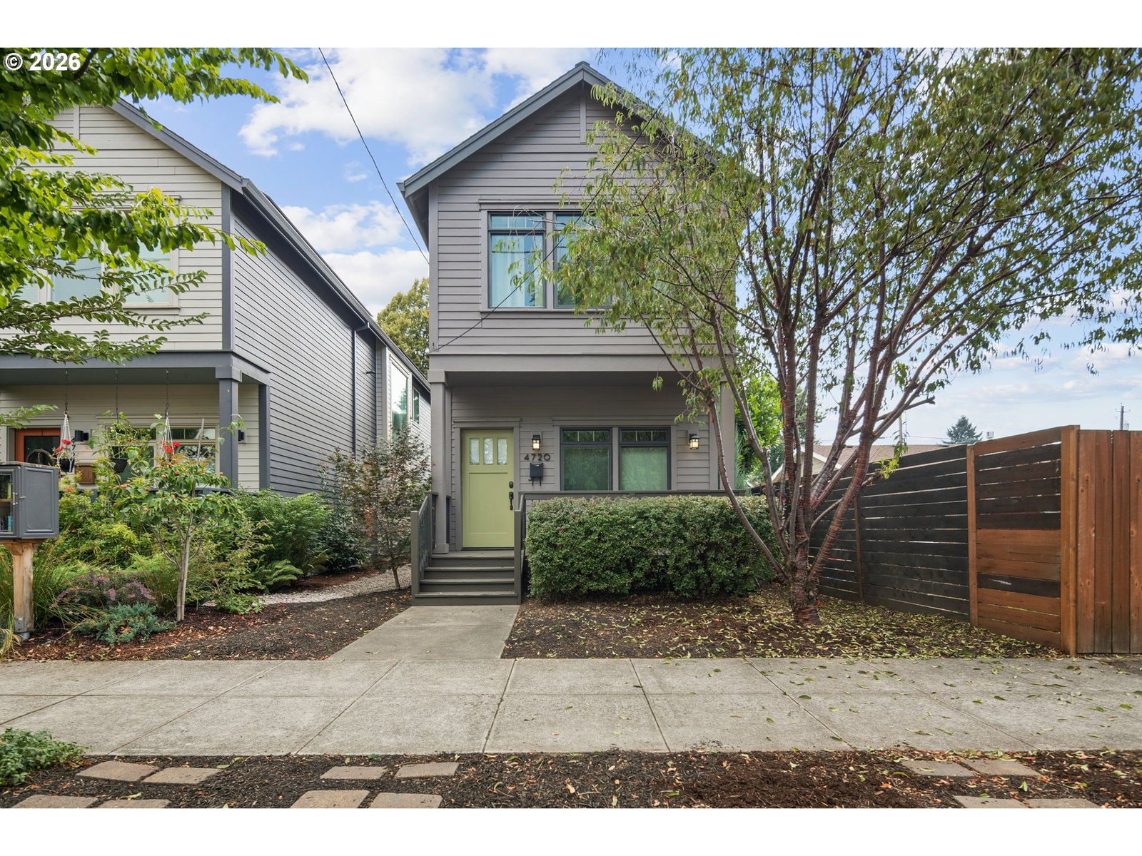 Primary listing photo, 4720 N Commercial AVE, Portland, OR, 97217
