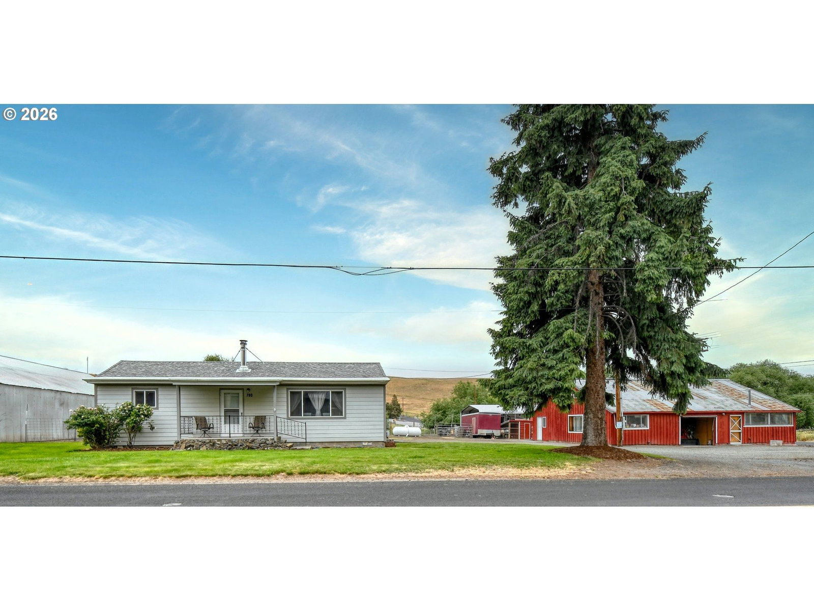 Listing photo 1 of 6