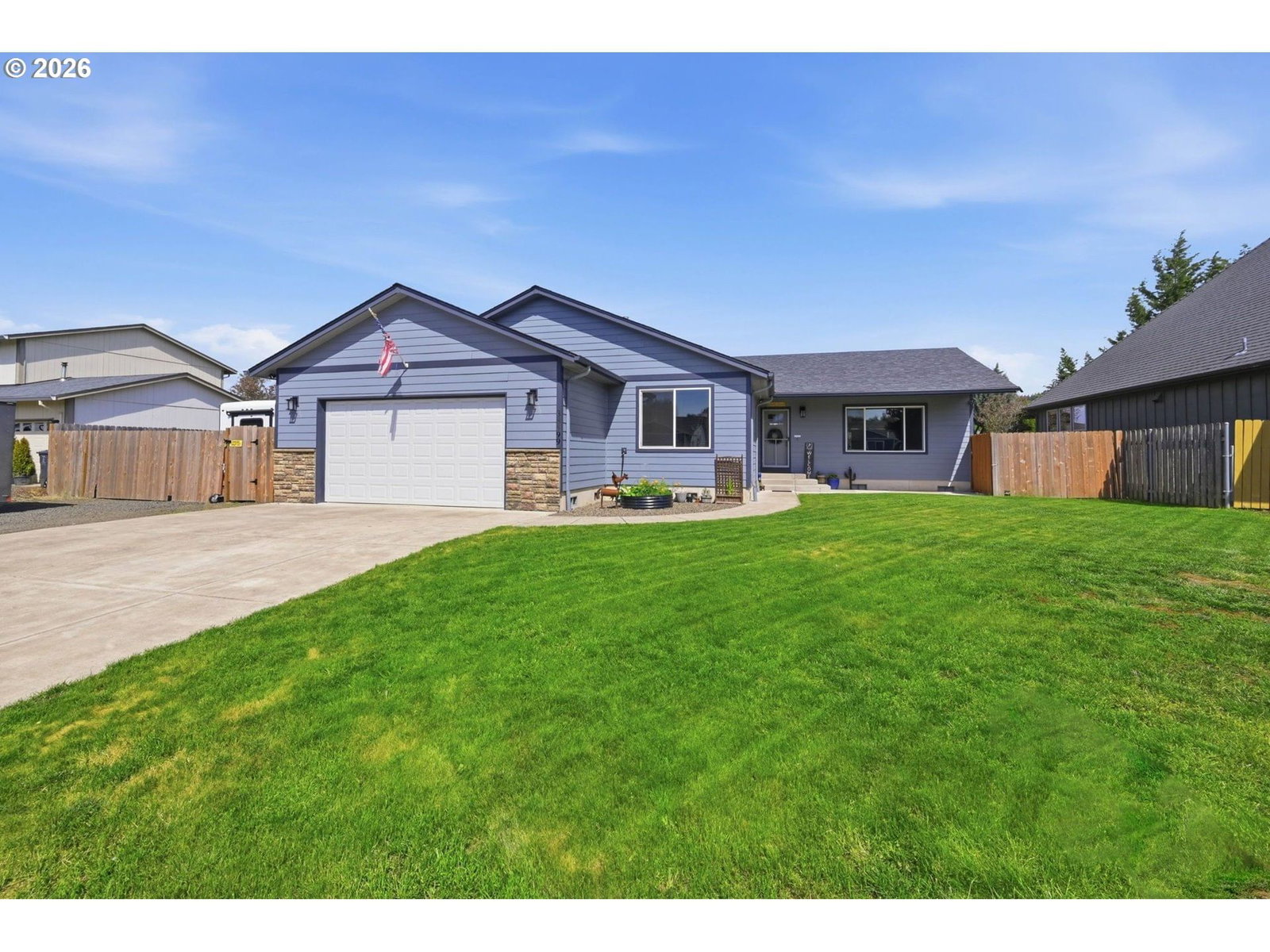 Listing photo 1 of 6