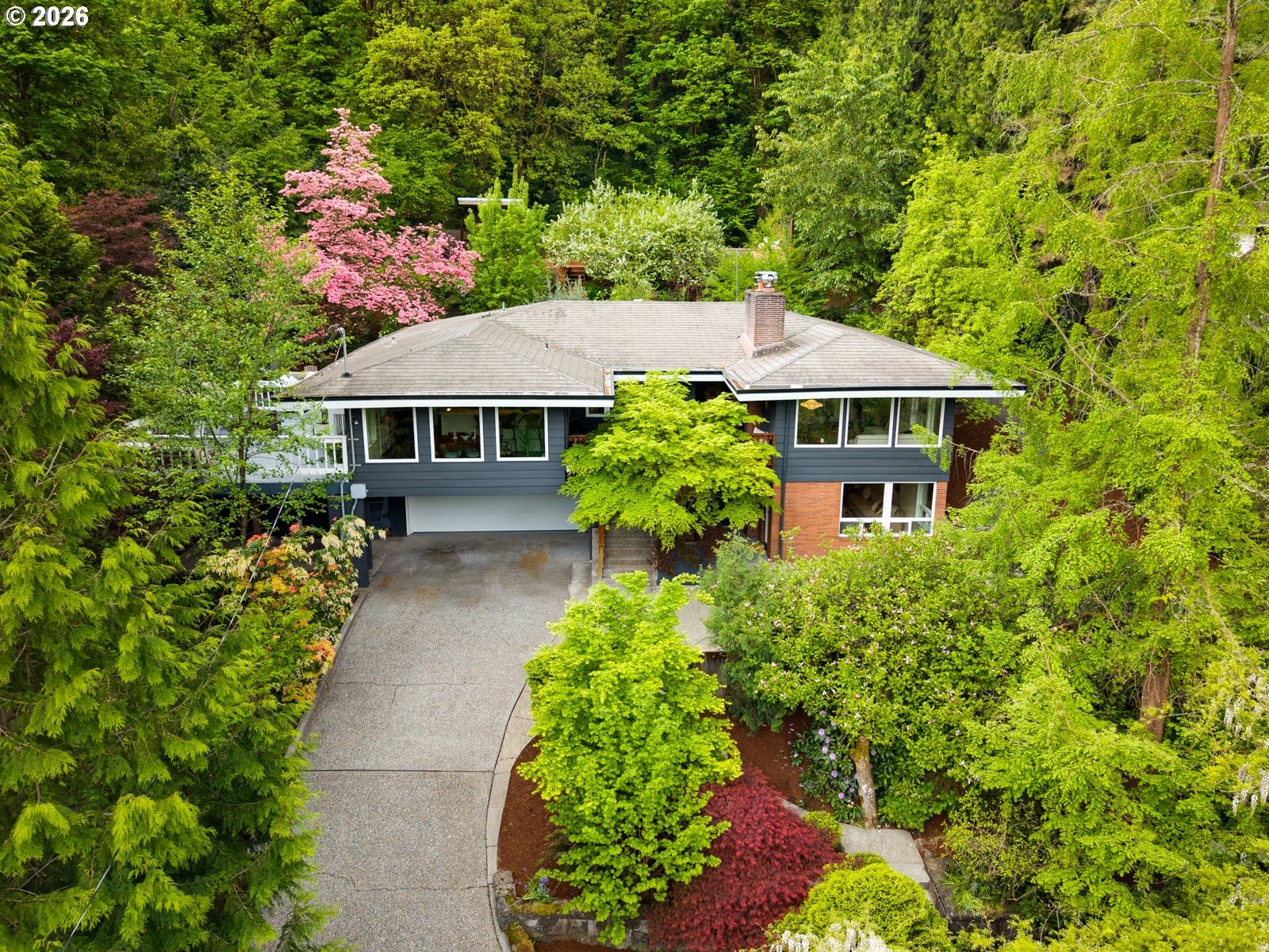 4000 SE ALDERCREST RD