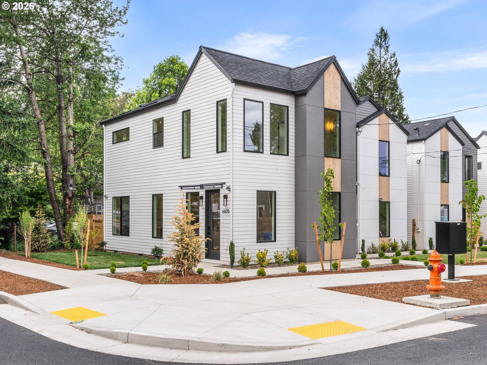 Primary listing photo, 6605 N Seneca ST, Portland, OR, 97203