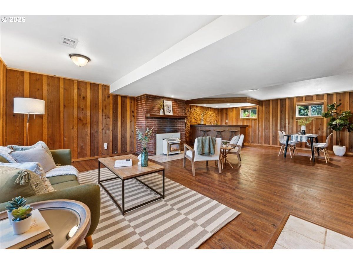 Listing photo 5 of 48, 10100 SE WALNUT DR, Happy Valley, OR, 97086