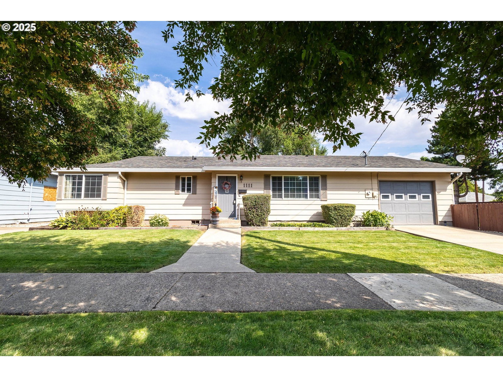 Primary listing photo, 1111 W AVE, La Grande, OR, 97850
