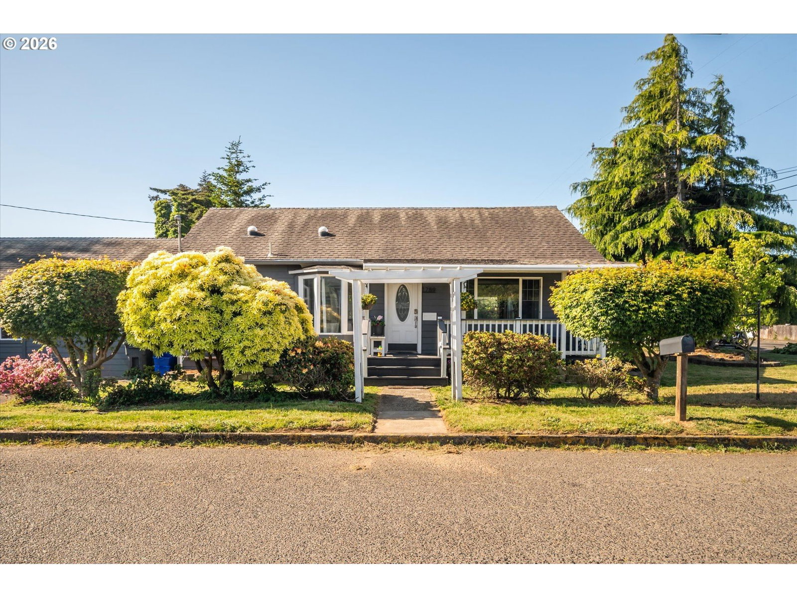 Primary listing photo, 1789 14TH ST, North Bend, OR, 97459