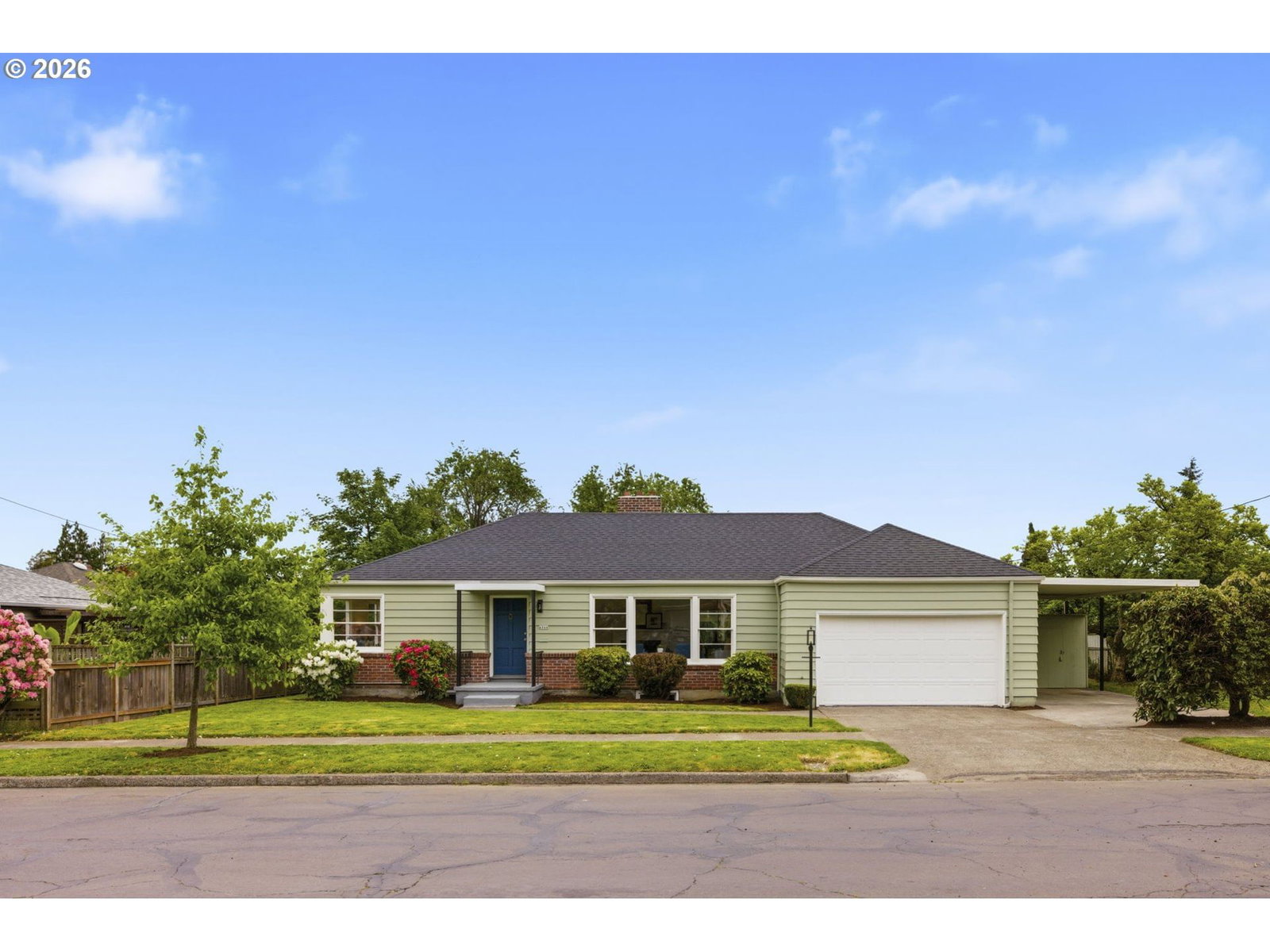Primary listing photo, 4944 NE 37TH AVE, Portland, OR, 97211