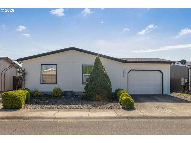 Primary listing photo, 20944 NE BRENTWOOD CT, Donald, OR, 97020