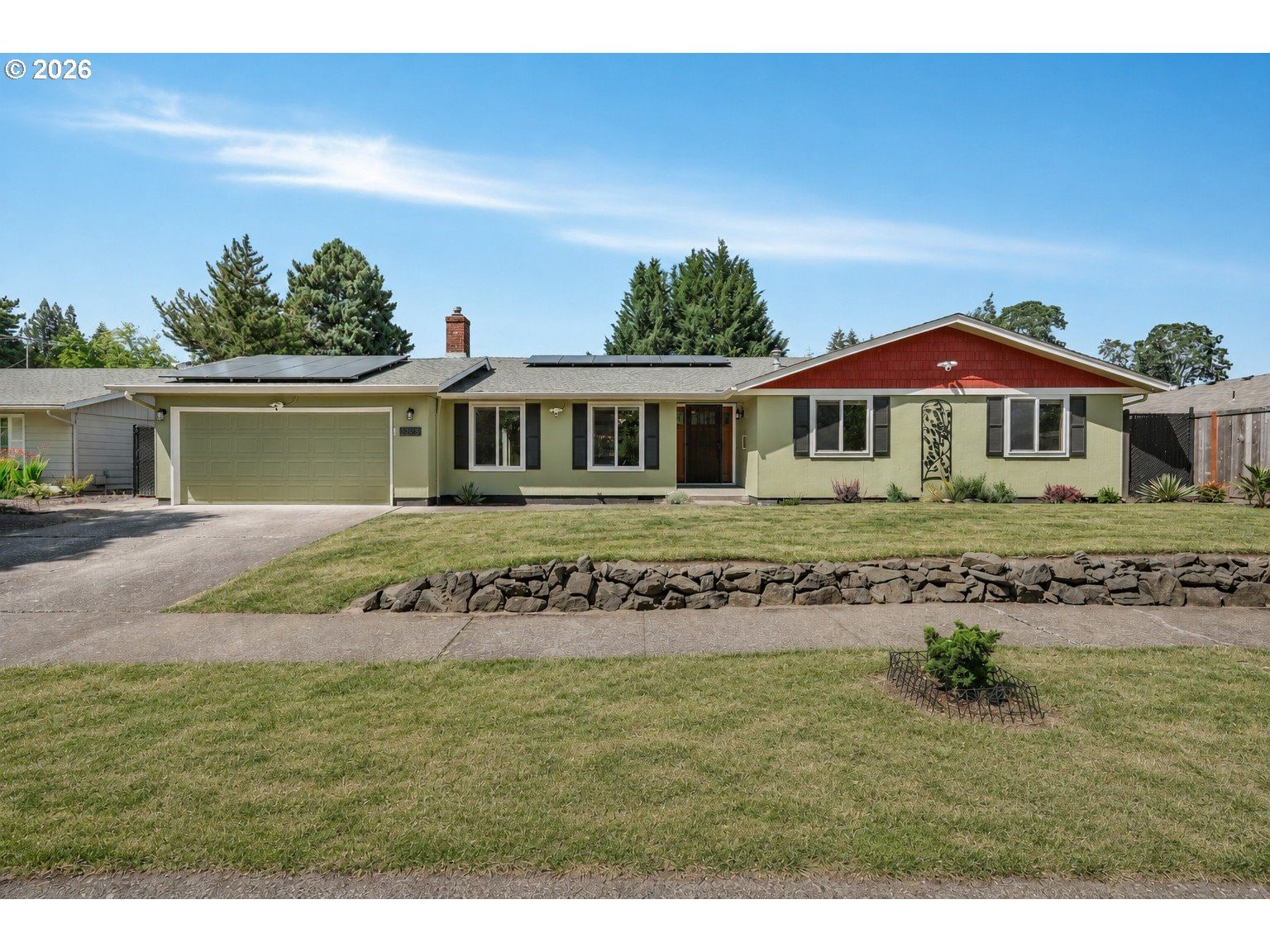 Listing photo 1 of 6