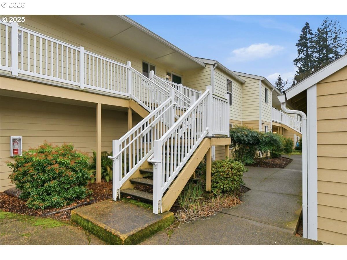 Primary listing photo, 13216 NE SALMON CREEK AVE #A4, Vancouver, WA, 98686