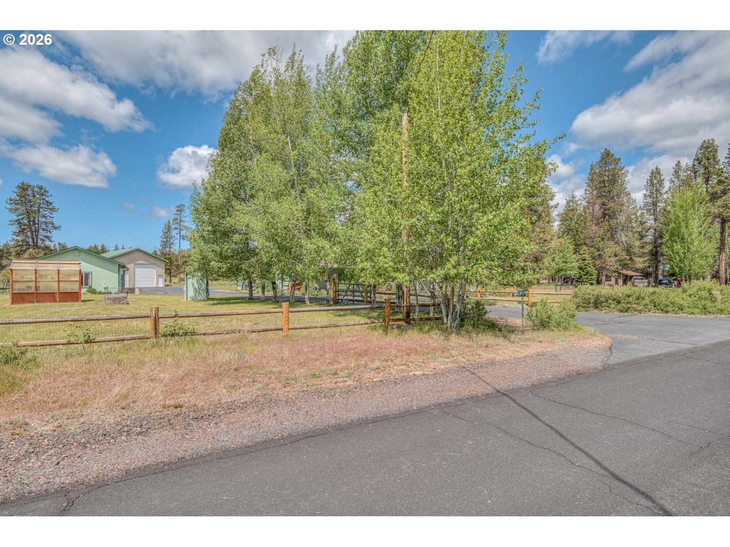 Primary listing photo, 53939 PINE GROVE RD, La Pine, OR, 97739