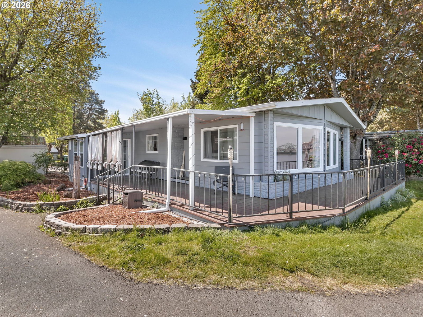2201 N MENZIES DR