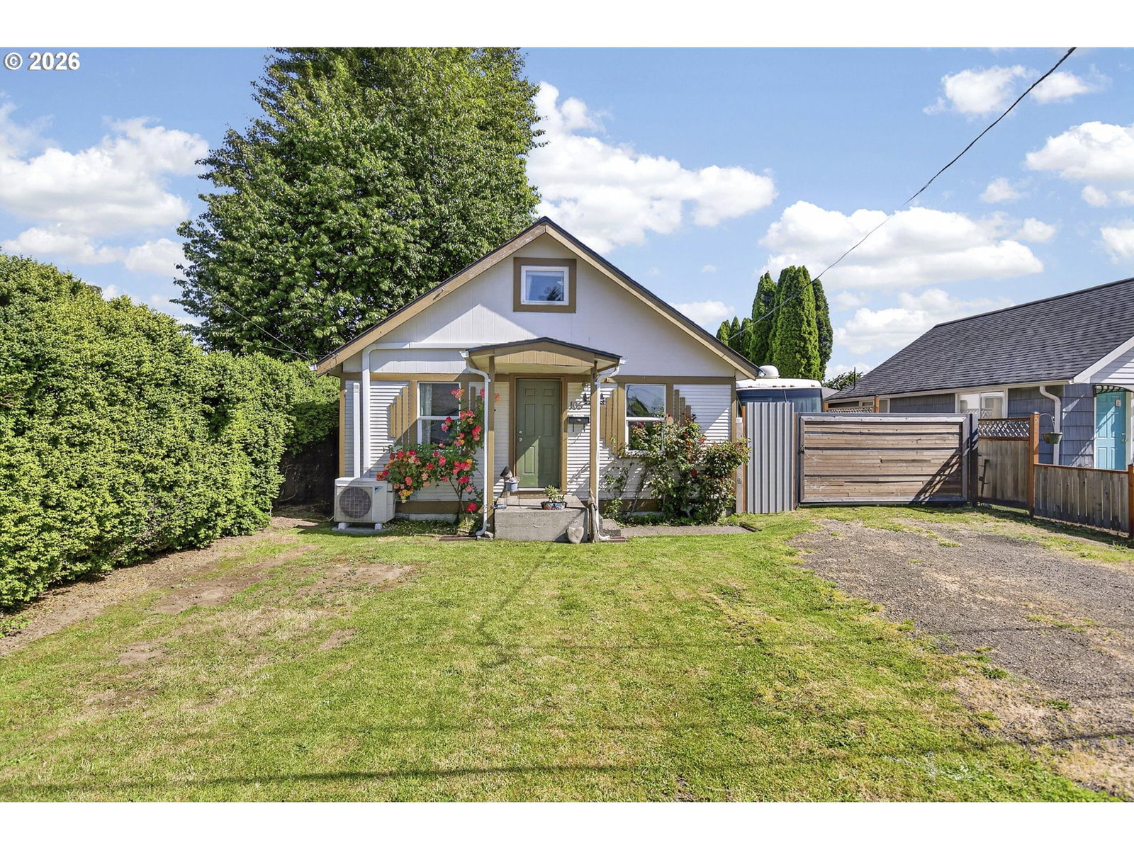Primary listing photo, 105 INEER ST, Kelso, WA, 98626