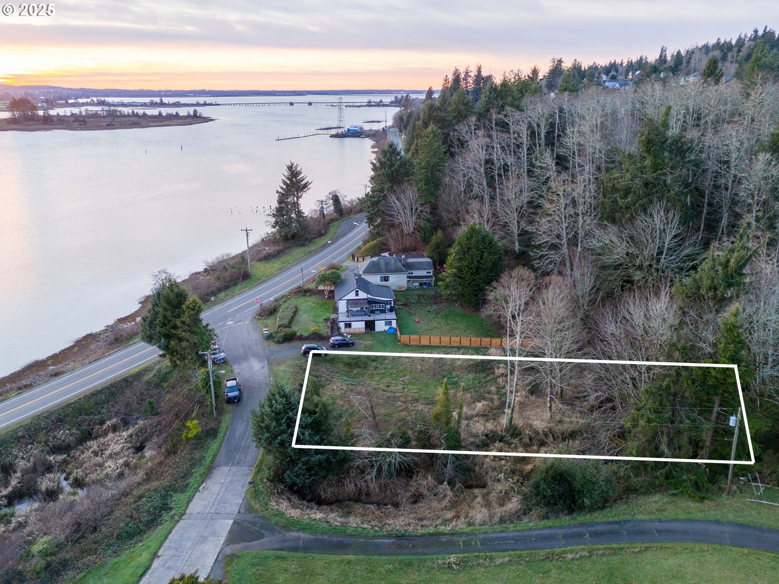 Primary listing photo, Adj to 2314 SE 1st St, Astoria, OR, 97103