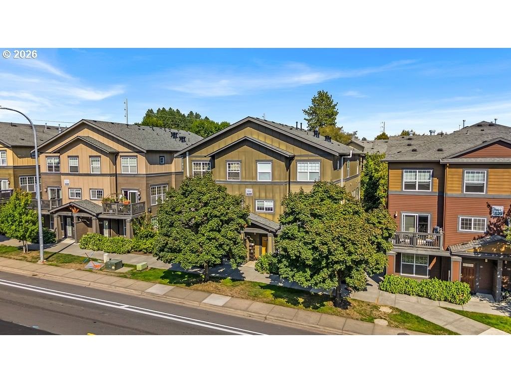 1010 SW 170TH AVE #100