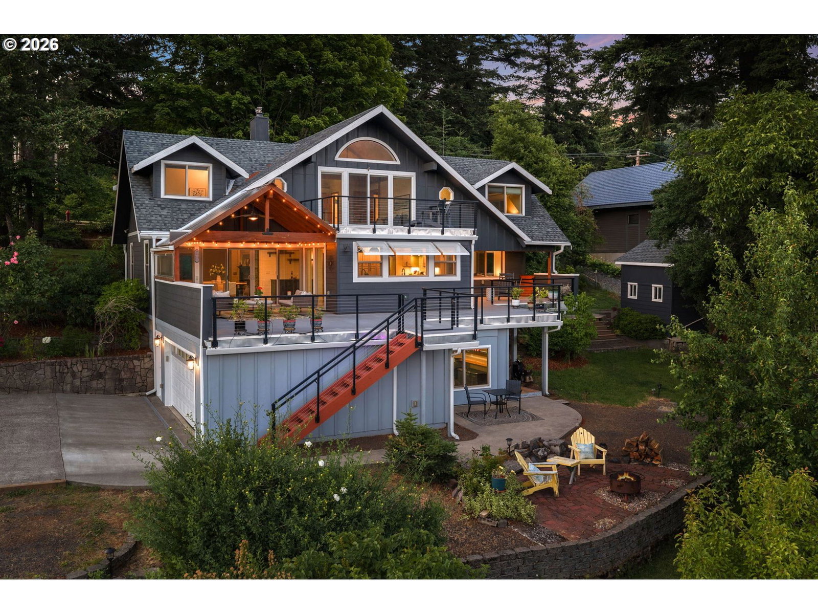 Listing photo 1 of 6
