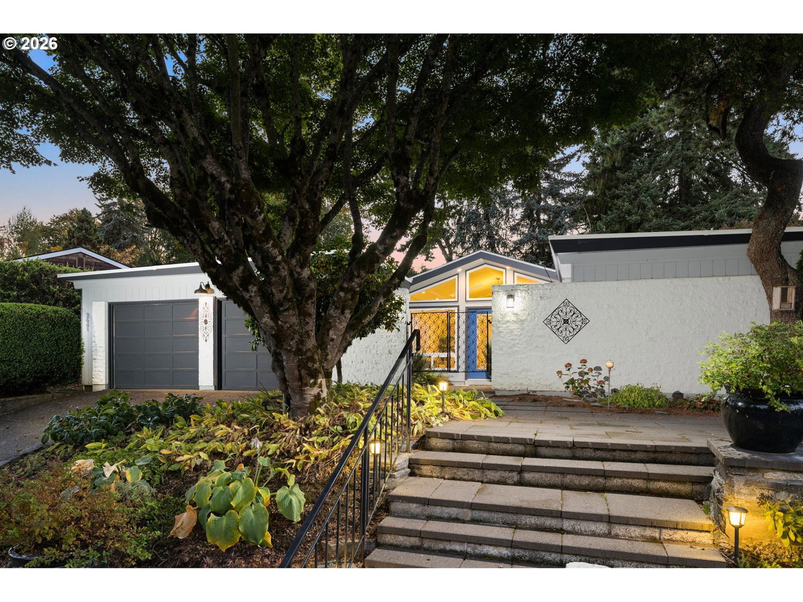 Primary listing photo, 2641 SW RIDGE DR, Portland, OR, 97219