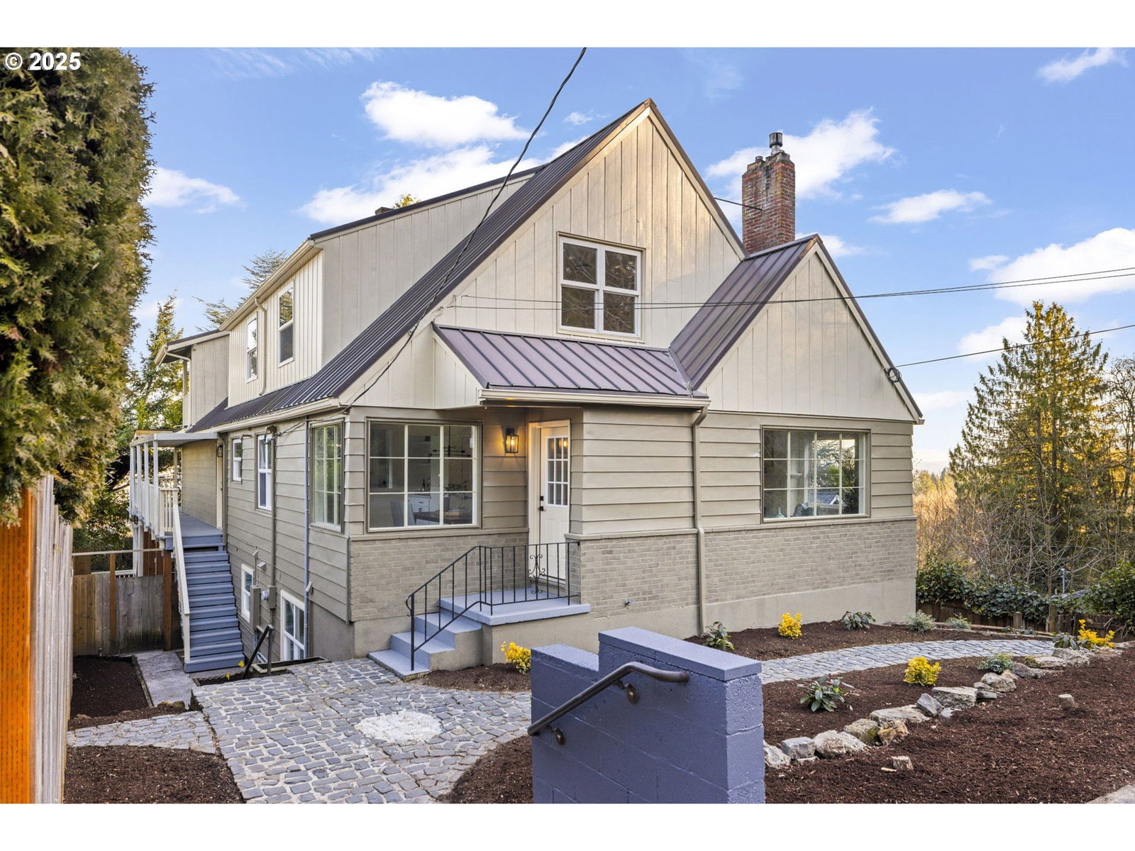 Primary listing photo, 3412 SW 13TH AVE, Portland, OR, 97239