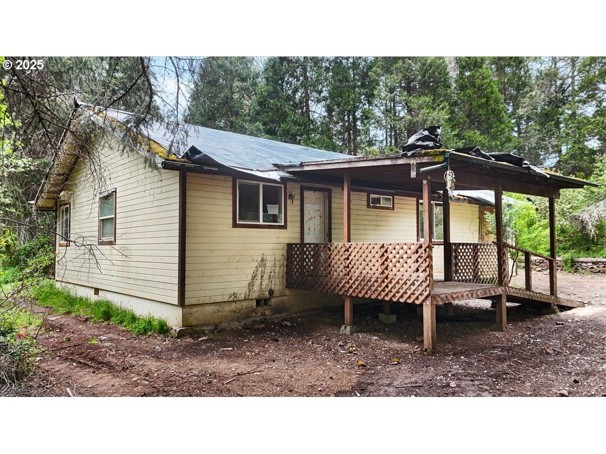 Primary listing photo, 9020 ELK CREEK RD, Trail, OR, 97541