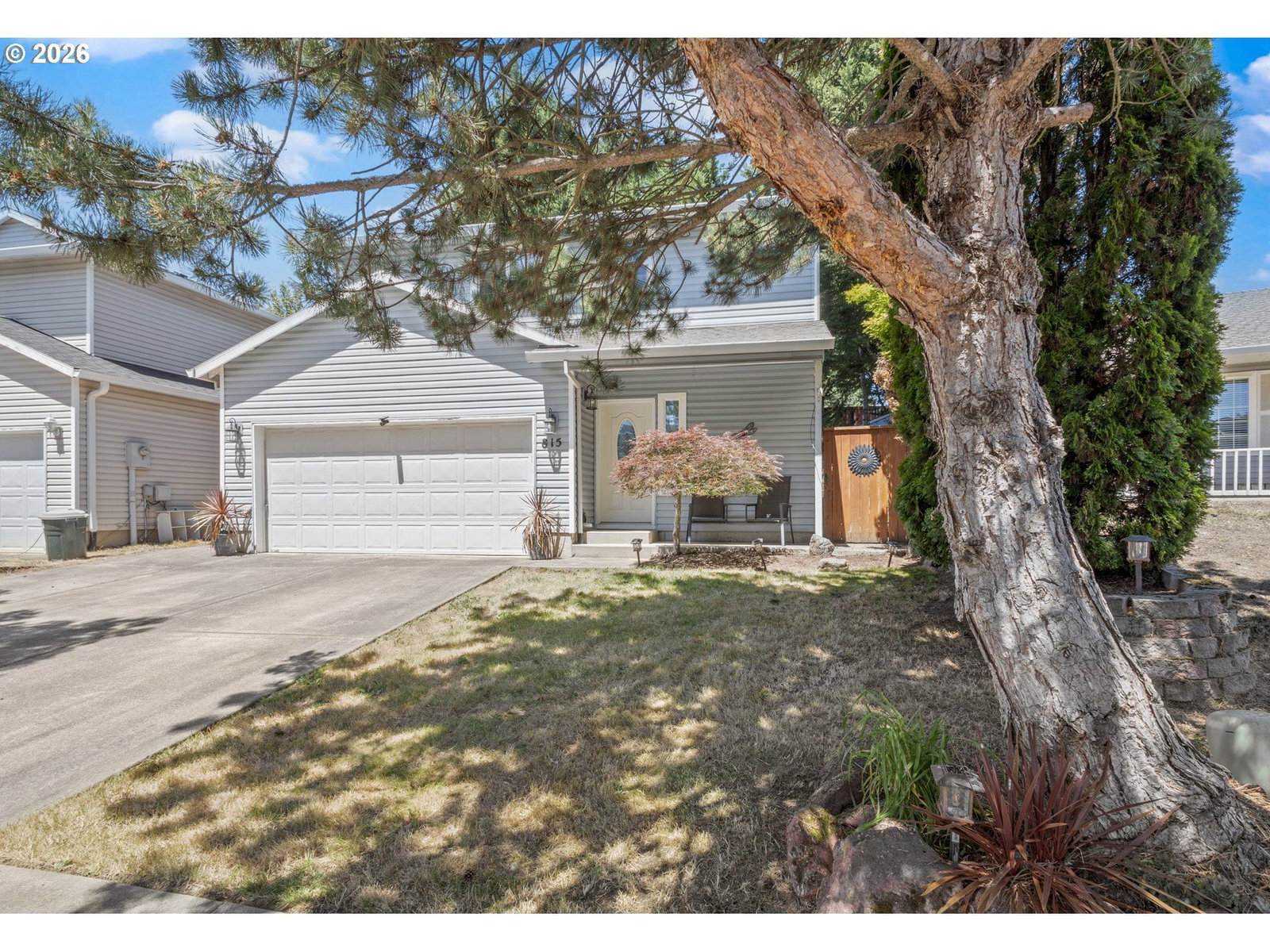 Listing photo 1 of 6