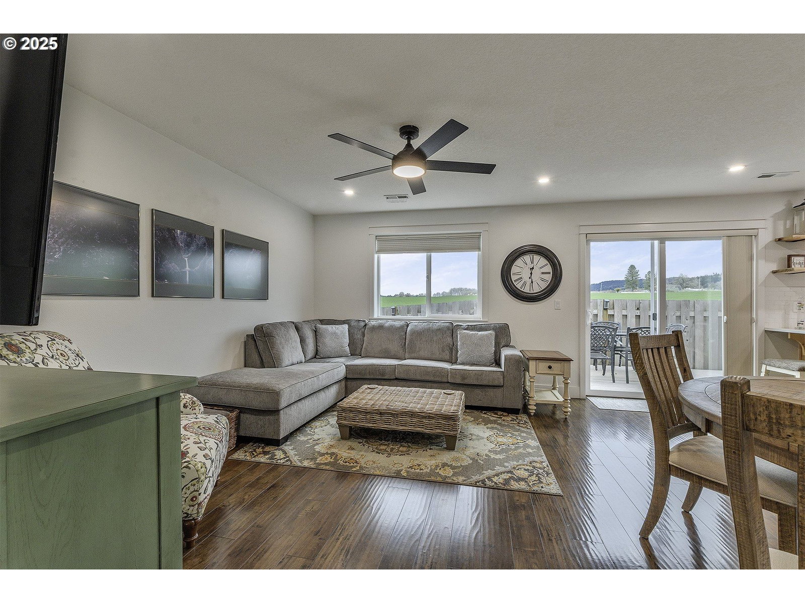 Listing photo 4 of 23, 1028 E 16TH ST, Lafayette, OR, 97127