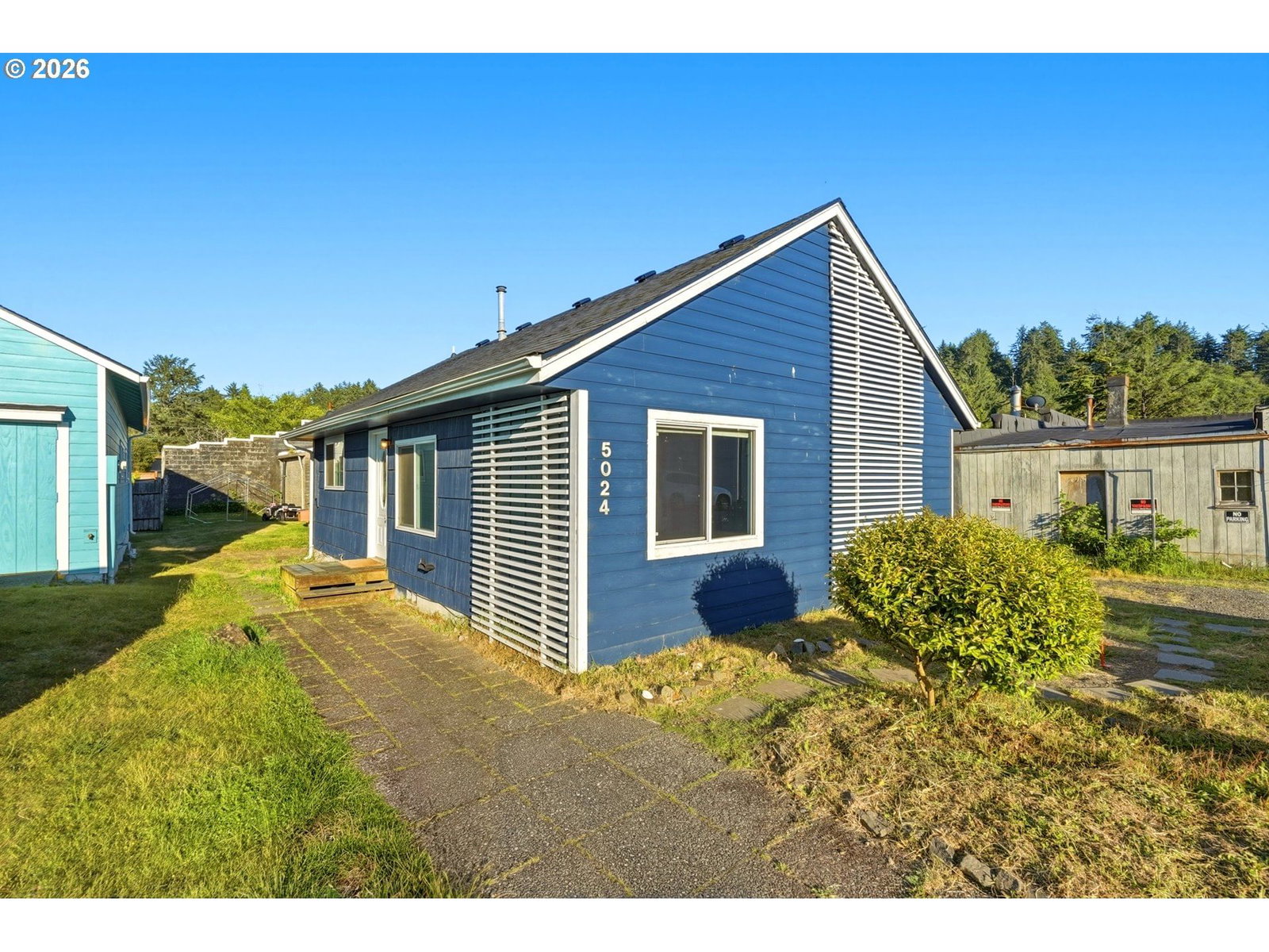 Listing photo 1 of 6