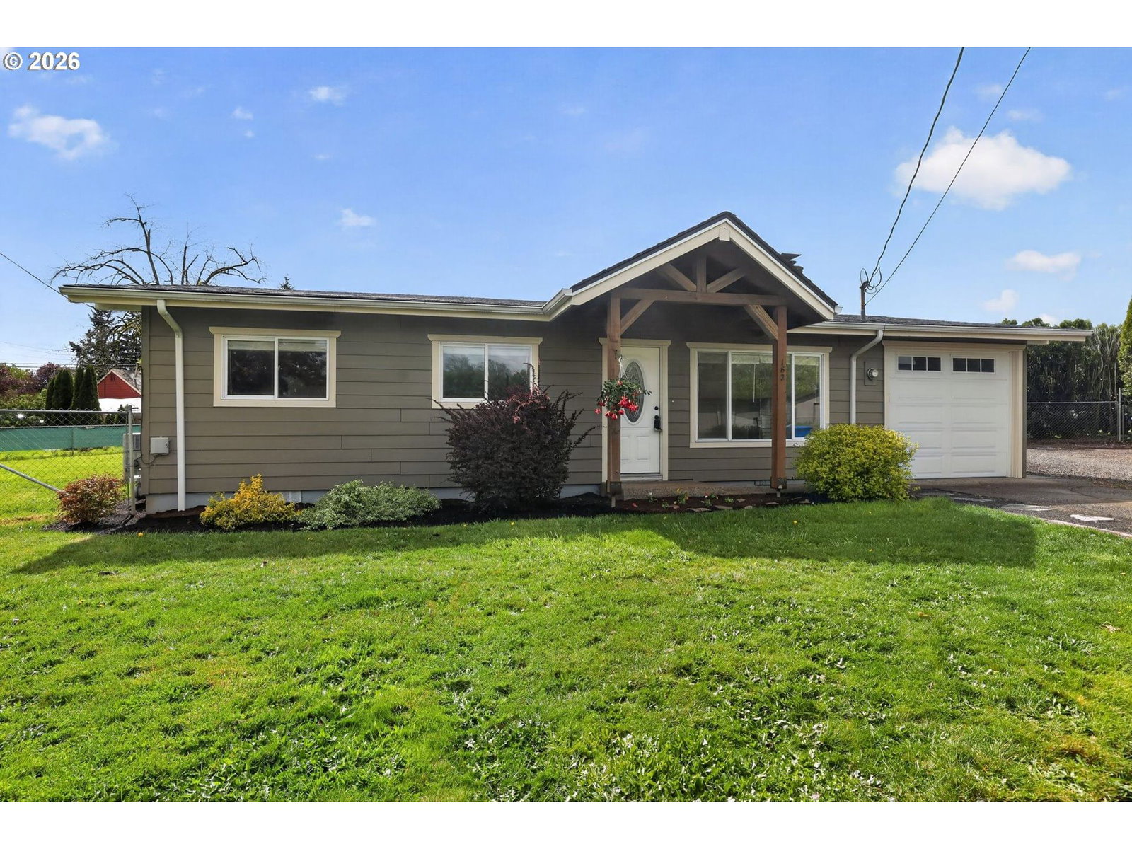 Primary listing photo, 182 ELMAR DR, Oregon City, OR, 97045