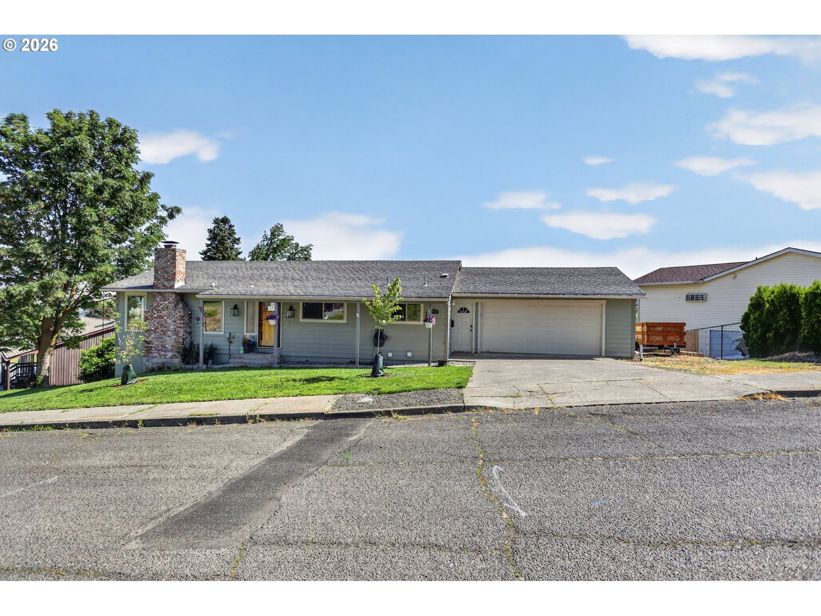 Primary listing photo, 713 E 21ST PL, The Dalles, OR, 97058