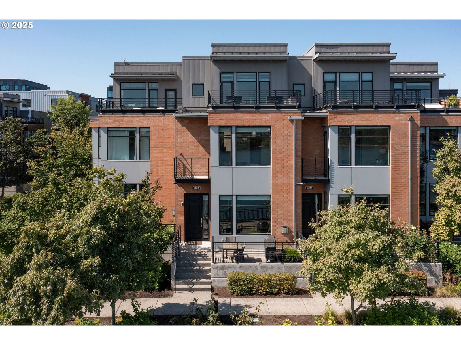 Primary listing photo, 1658 NW RIVERSCAPE ST, Portland, OR, 97209
