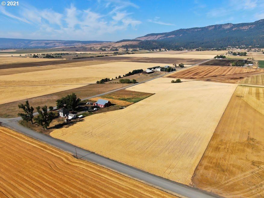 Primary listing photo, 63321 STARR LN, La Grande, OR, 97850
