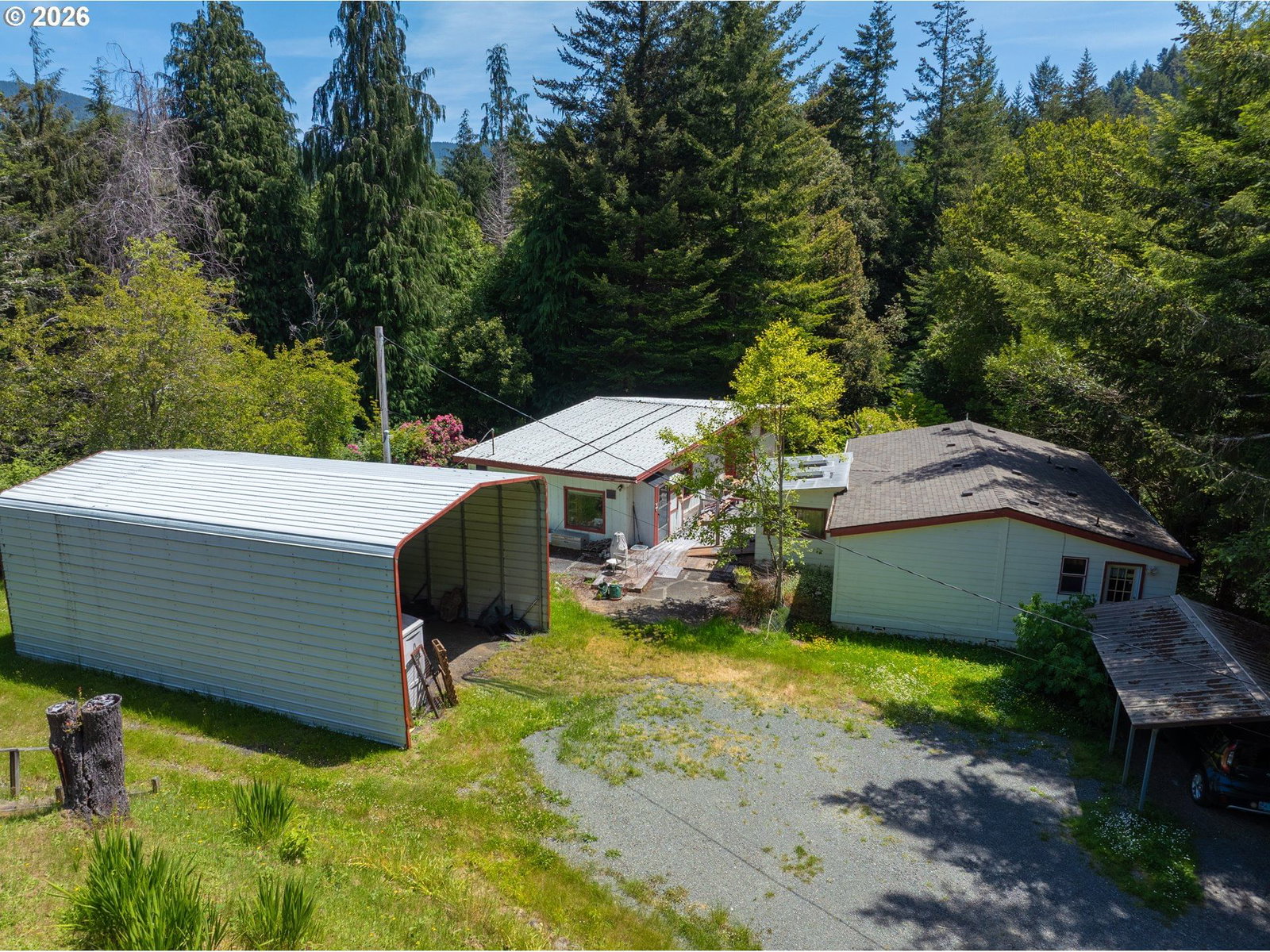Listing photo 1 of 6