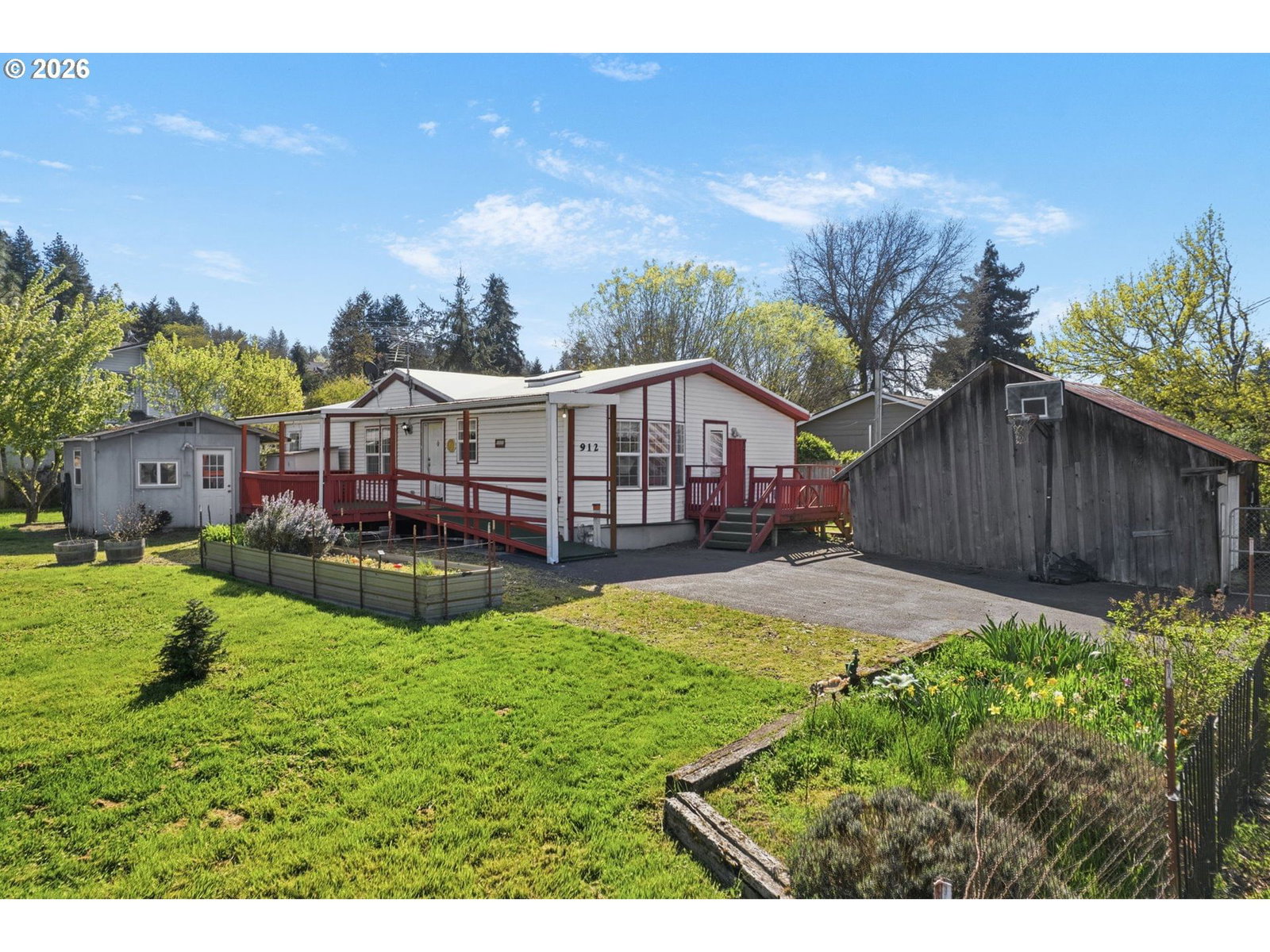 Primary listing photo, 912 ASH ST, Brownsville, OR, 97327