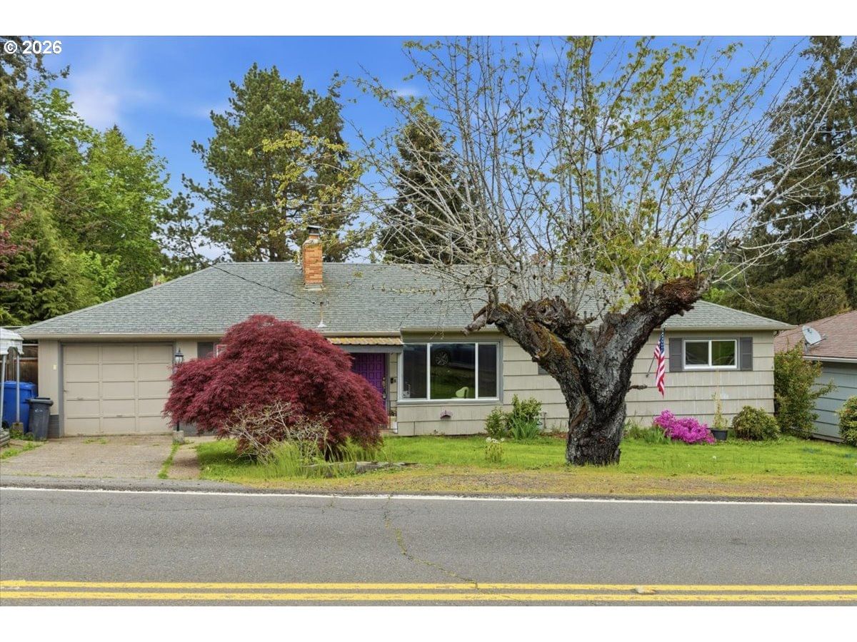 Listing photo 1 of 6