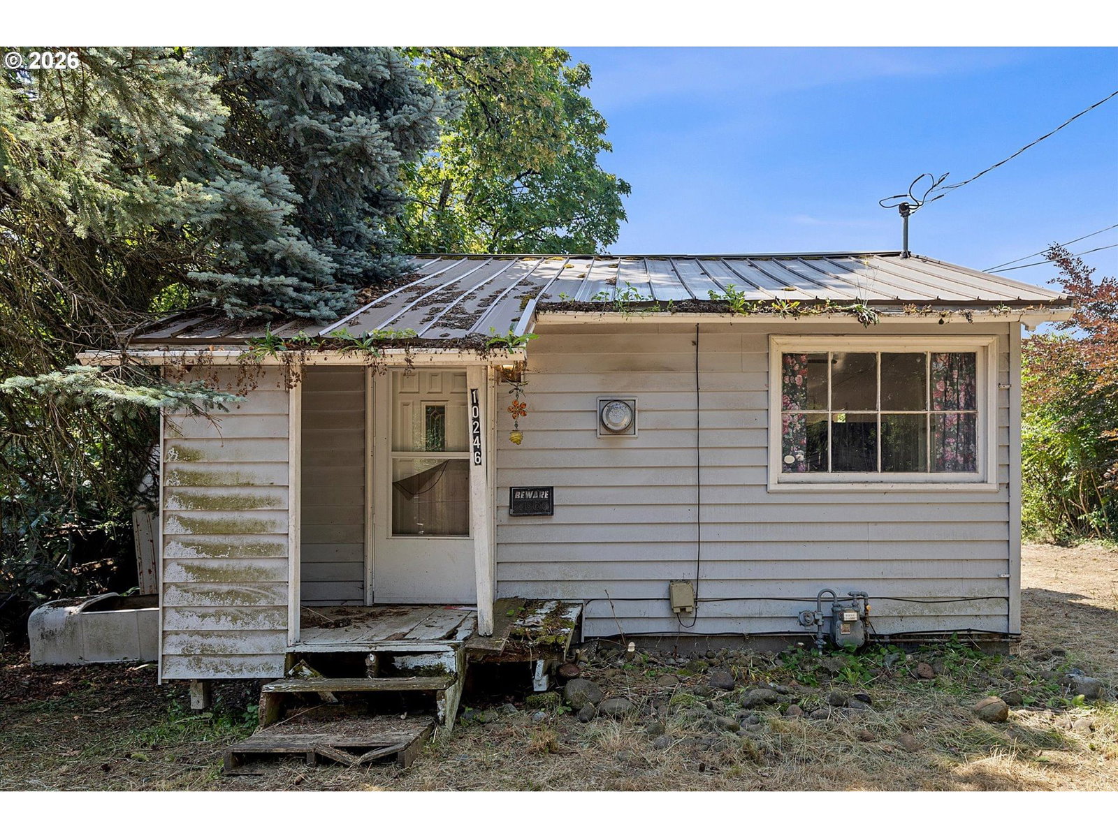 Listing photo 1 of 6
