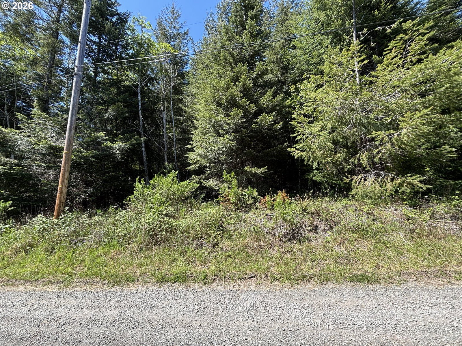 Listing photo 1 of 6