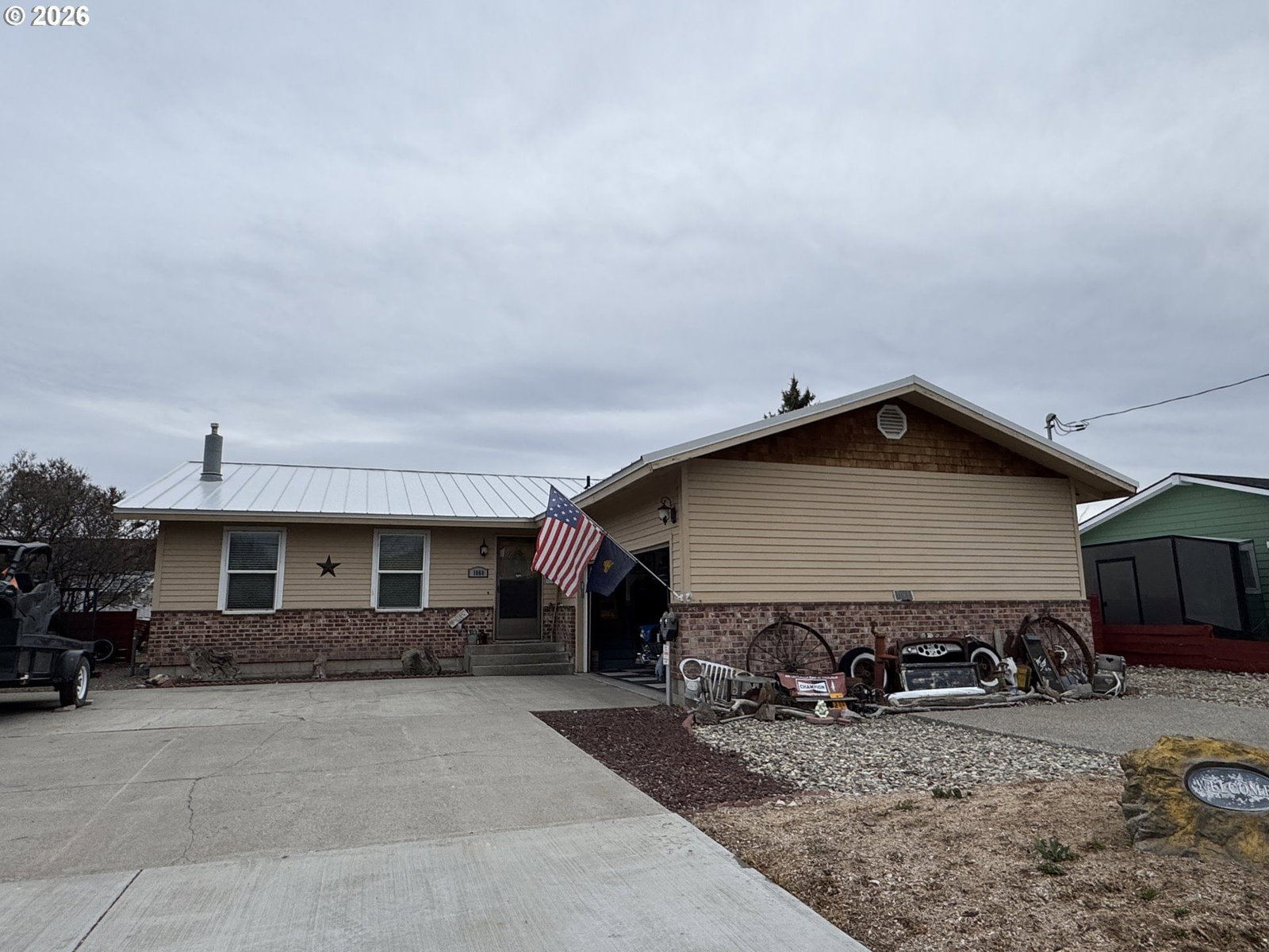 Primary listing photo, 1060 D ST, Baker City, OR, 97814