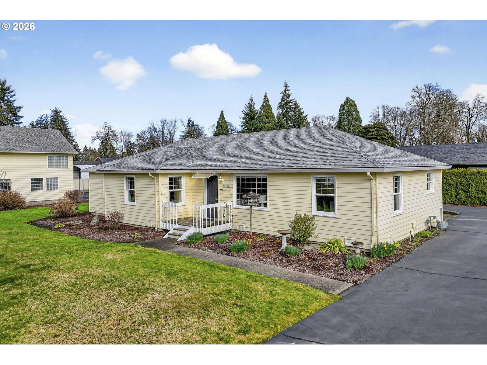 Primary listing photo, 15880 SWAN AVE, Oregon City, OR, 97045