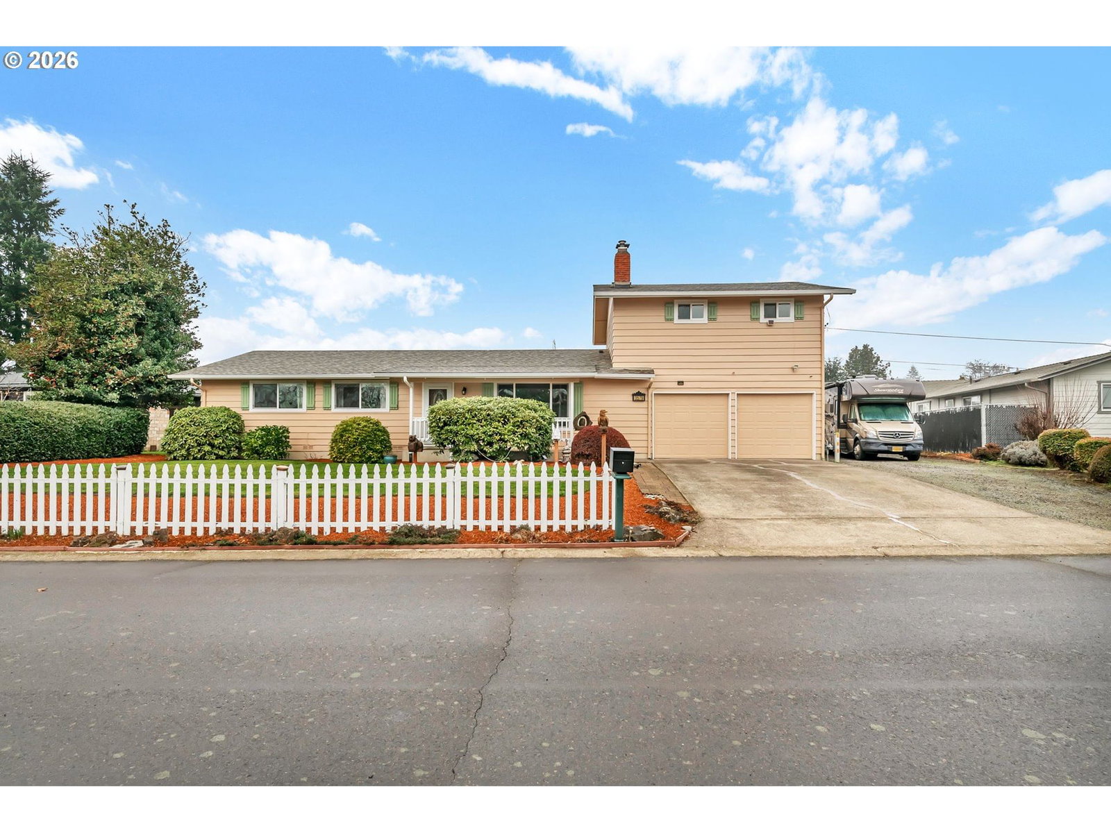 Primary listing photo, 3579 OXBOW WAY, Eugene, OR, 97401