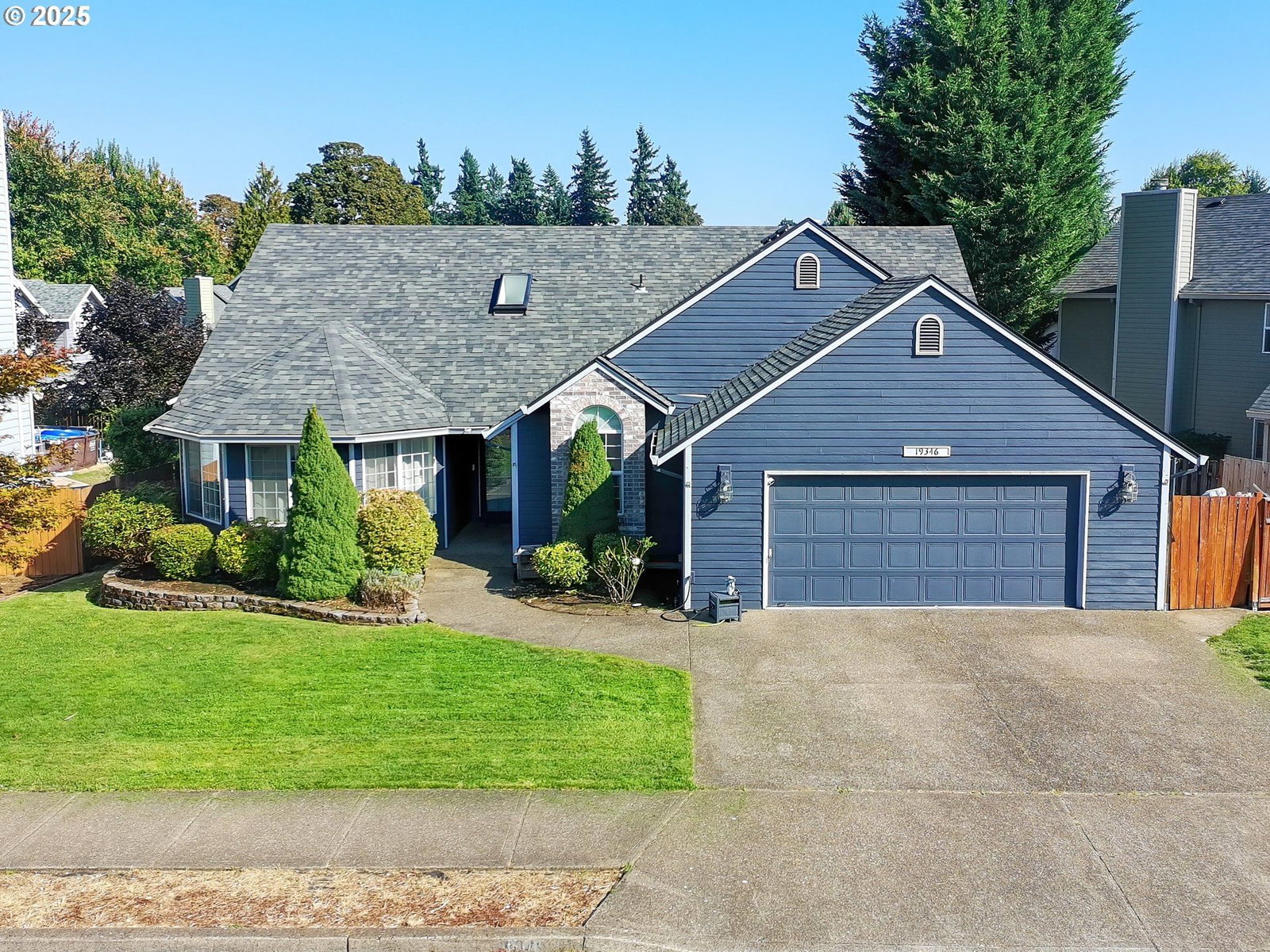 Primary listing photo, 19346 TOWERCREST DR, Oregon City, OR, 97045