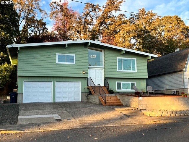 Primary listing photo, 552 D ST, Springfield, OR, 97477