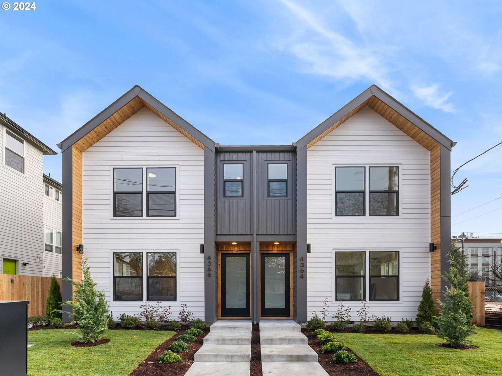 Primary listing photo, 4372 N Gantenbein AVE #5, Portland, OR, 97217