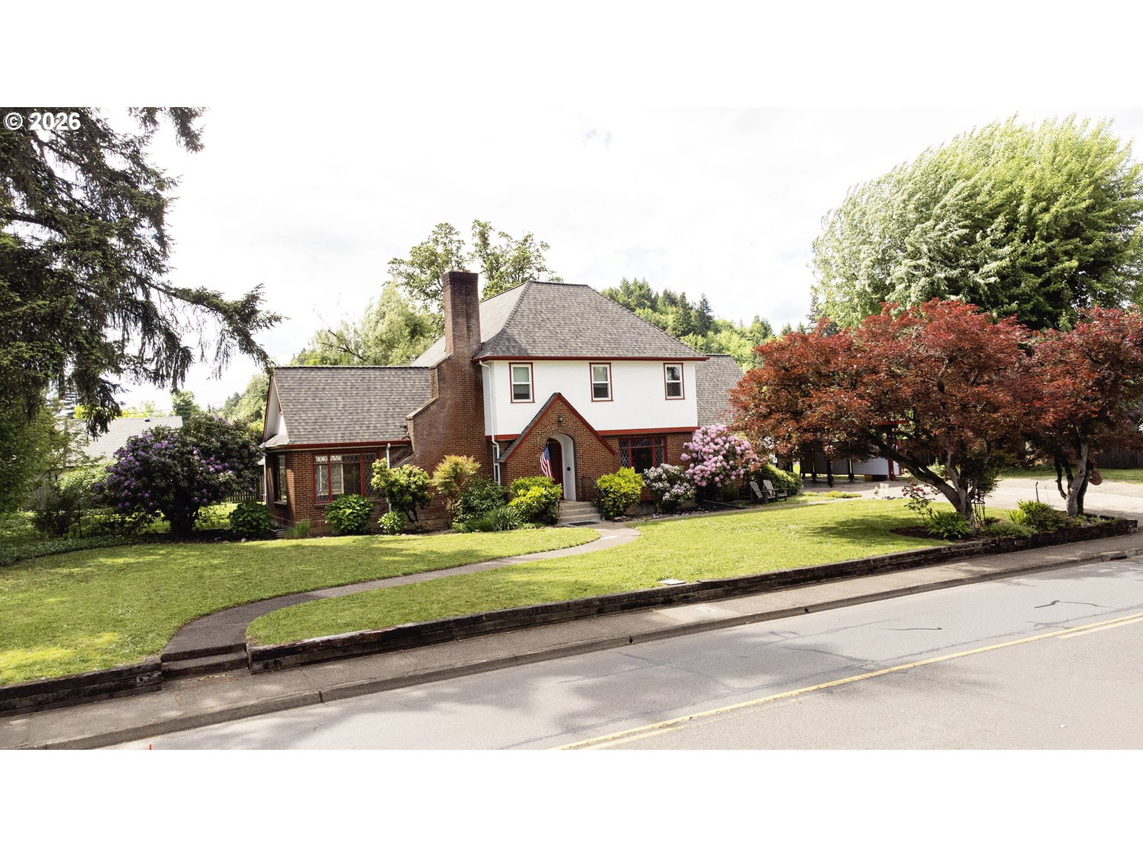 Primary listing photo, 425 N 9TH ST, Cottage Grove, OR, 97424