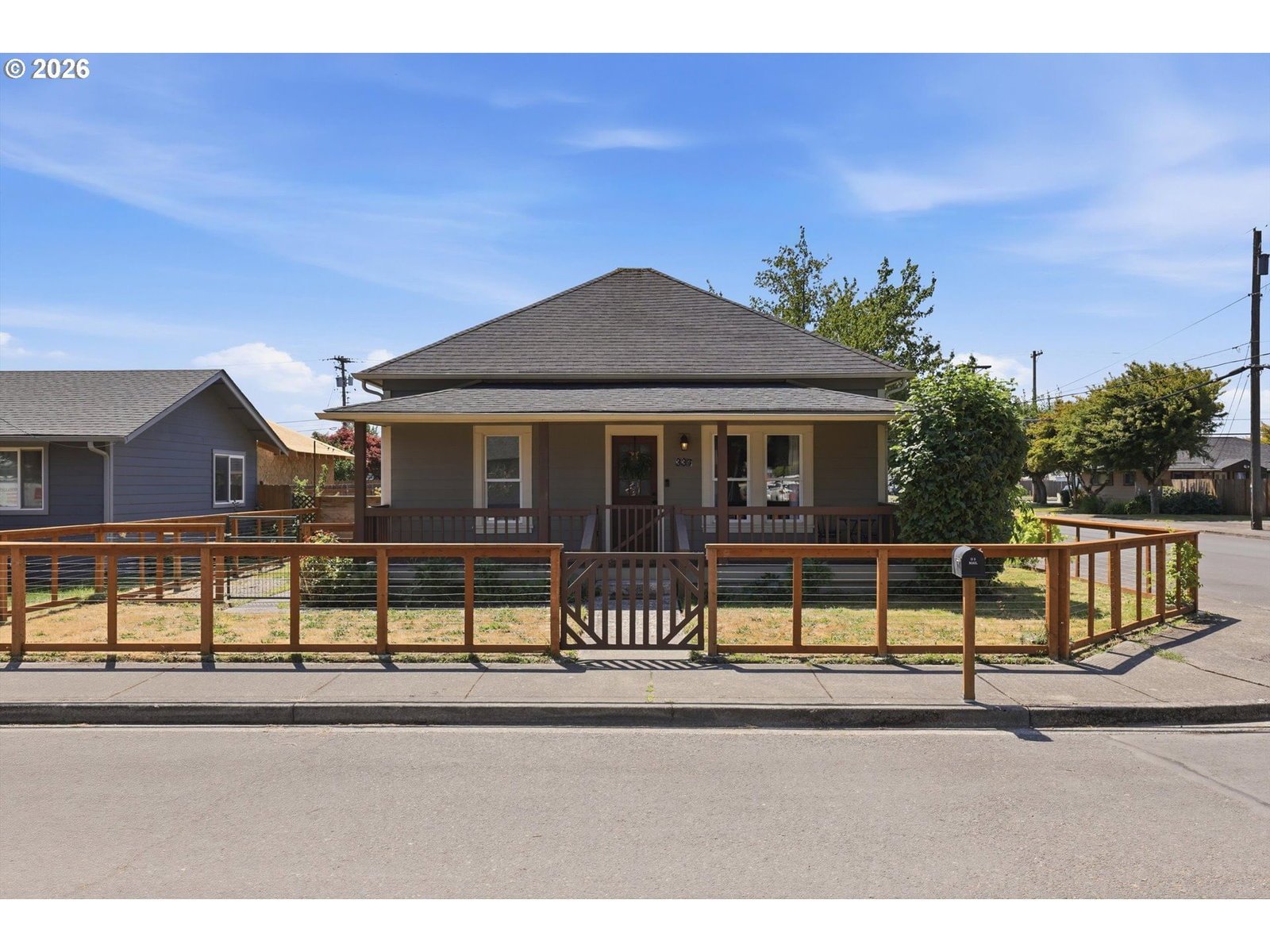 Primary listing photo, 337 LOVES AVE, Woodland, WA, 98674