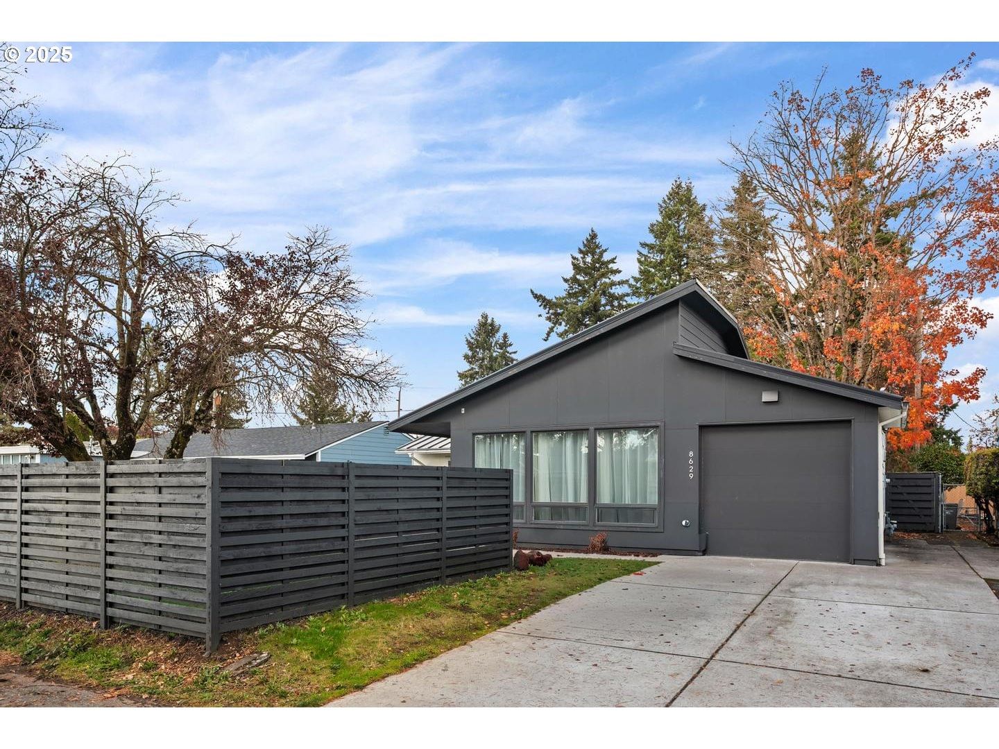 Primary listing photo, 8629 NE CLACKAMAS ST, Portland, OR, 97220