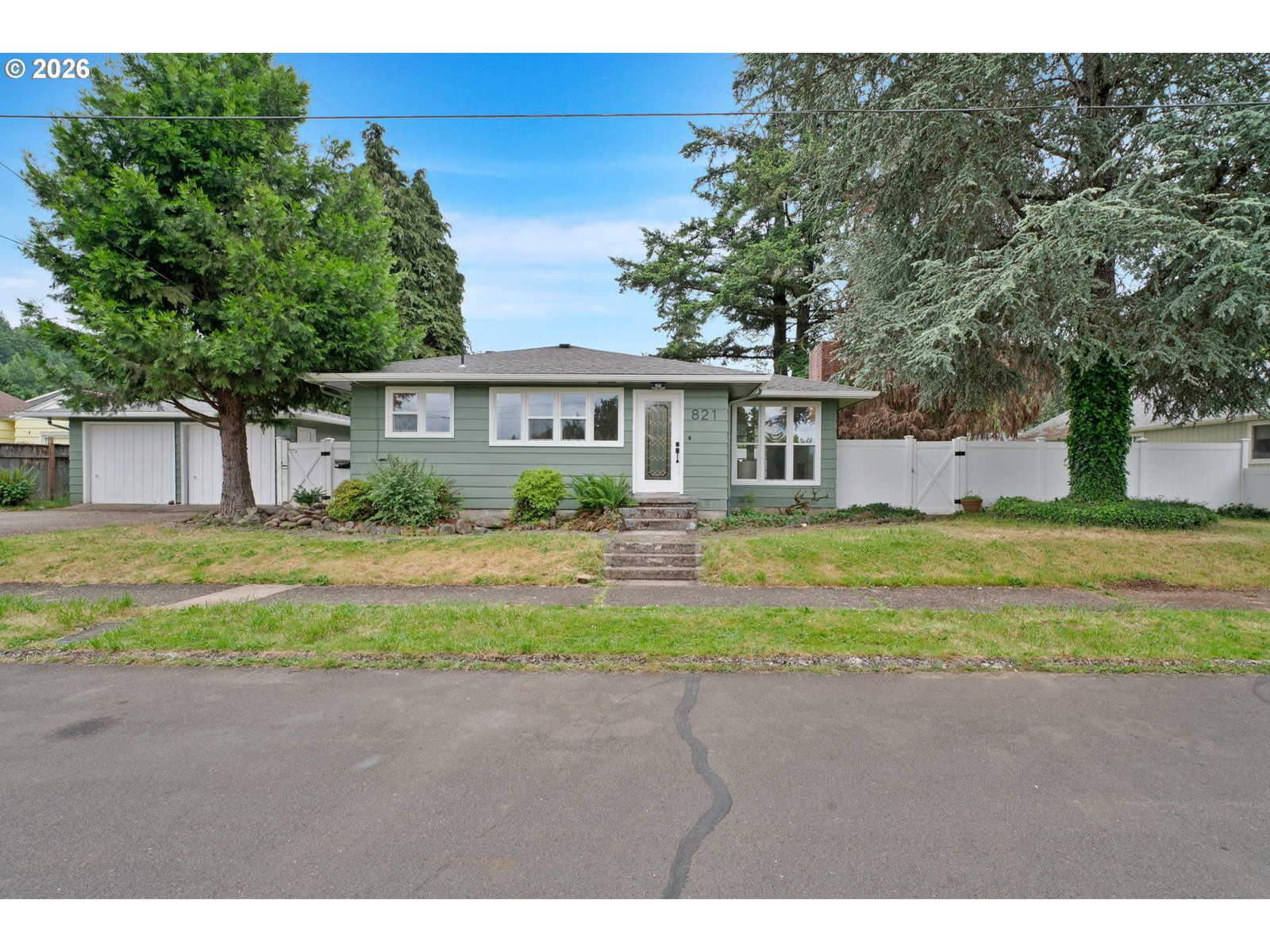 Primary listing photo, 821 CEDAR ST, Sweet Home, OR, 97386