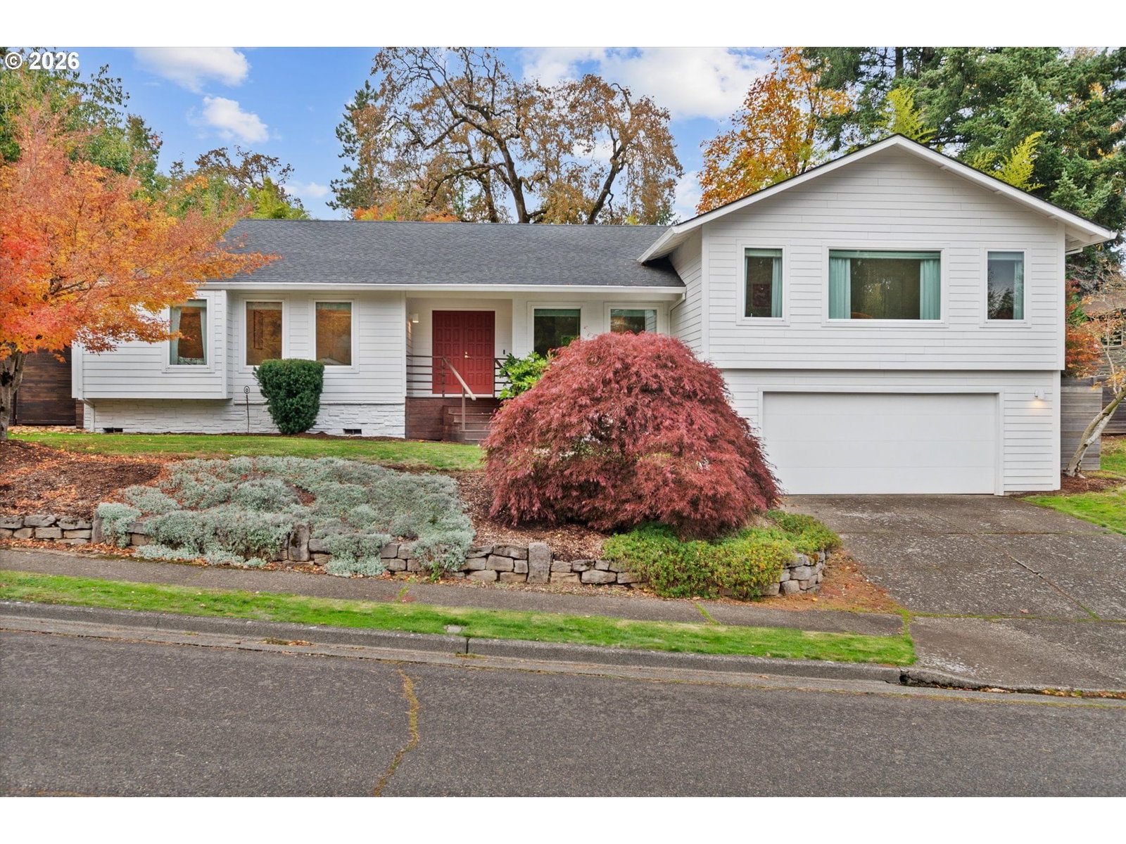 Primary listing photo, 1464 GREENTREE CIR, Lake Oswego, OR, 97034