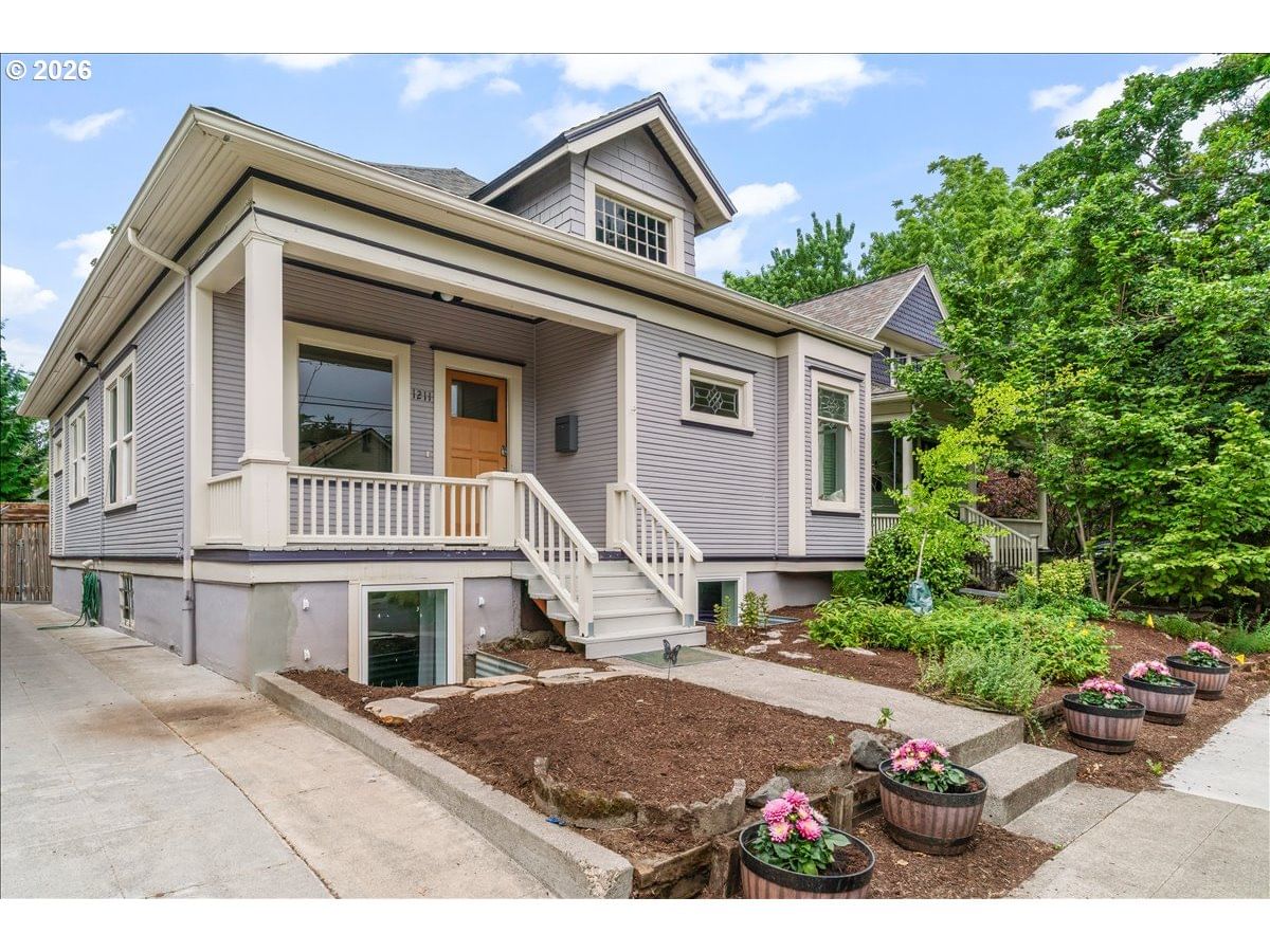 Primary listing photo, 1211 SE 37TH AVE, Portland, OR, 97214