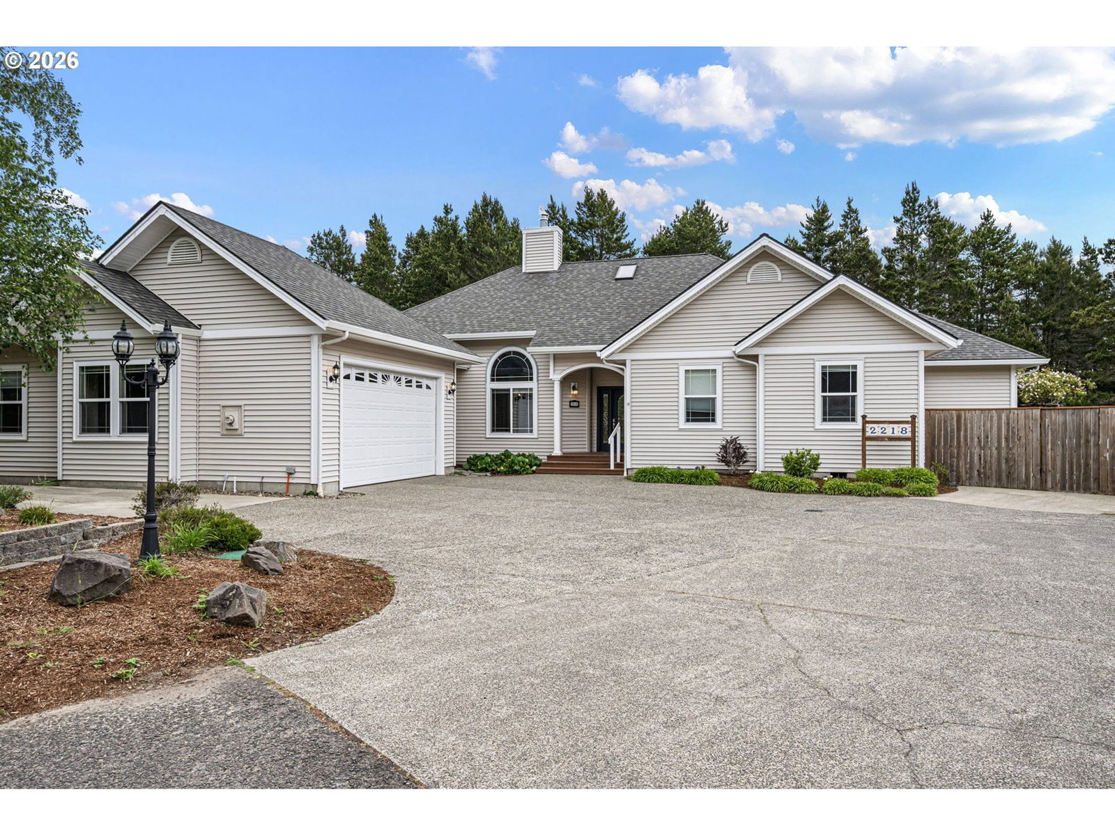 Primary listing photo, 2218 WILLOW LOOP, Florence, OR, 97439