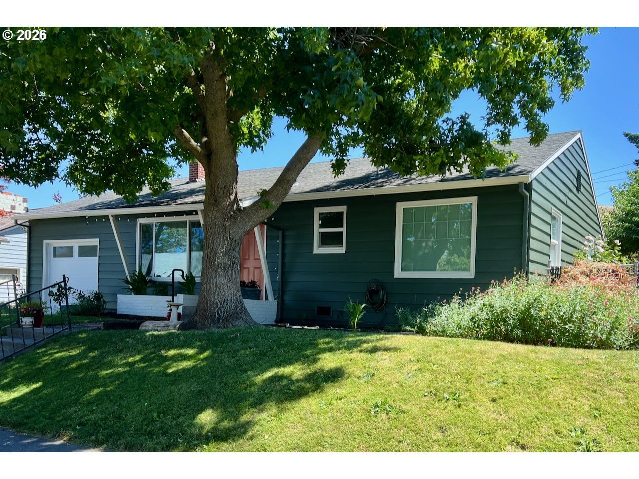 Primary listing photo, 1724 E 13TH ST, The Dalles, OR, 97058