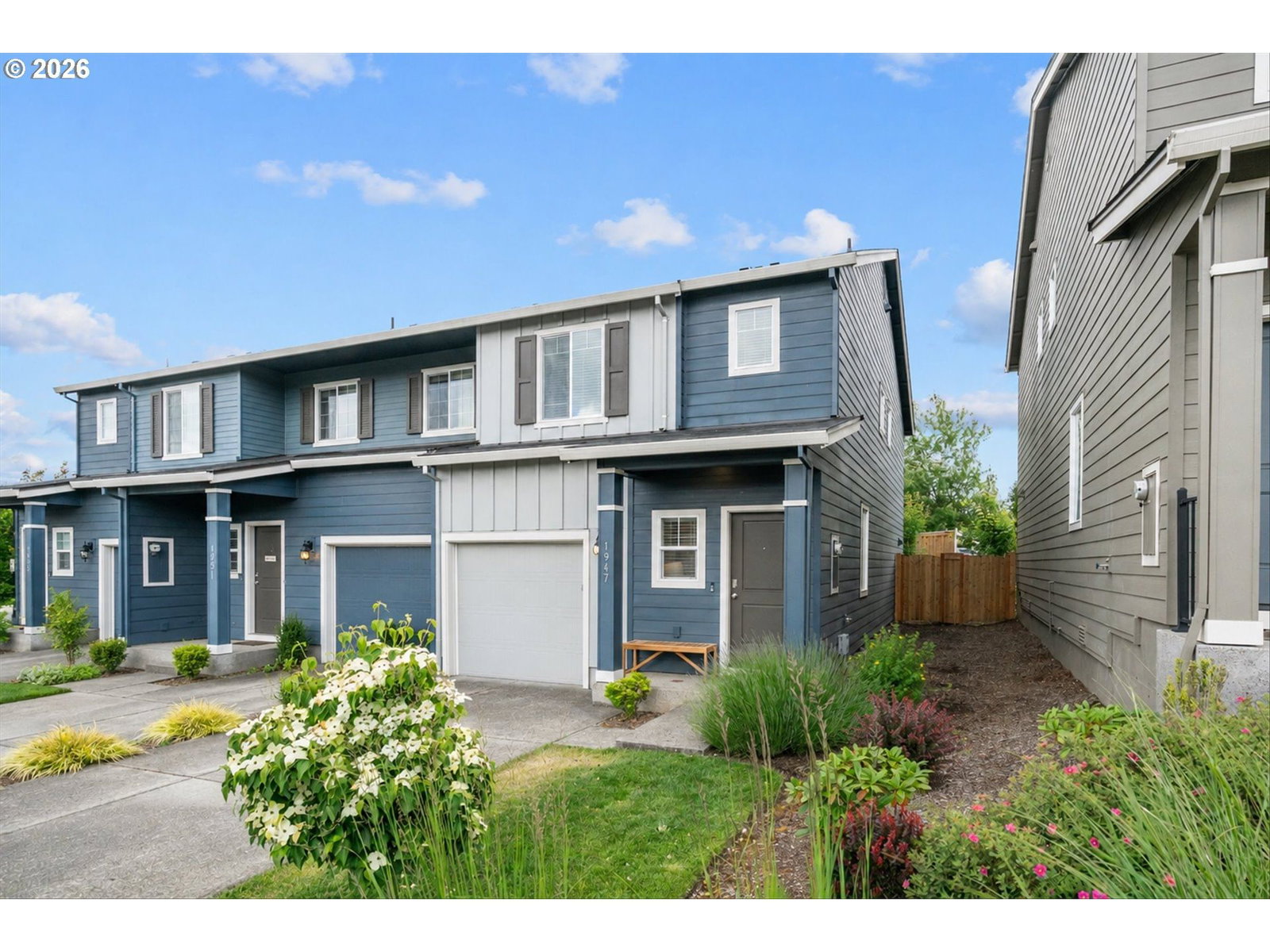 1947 NE 117TH CT
