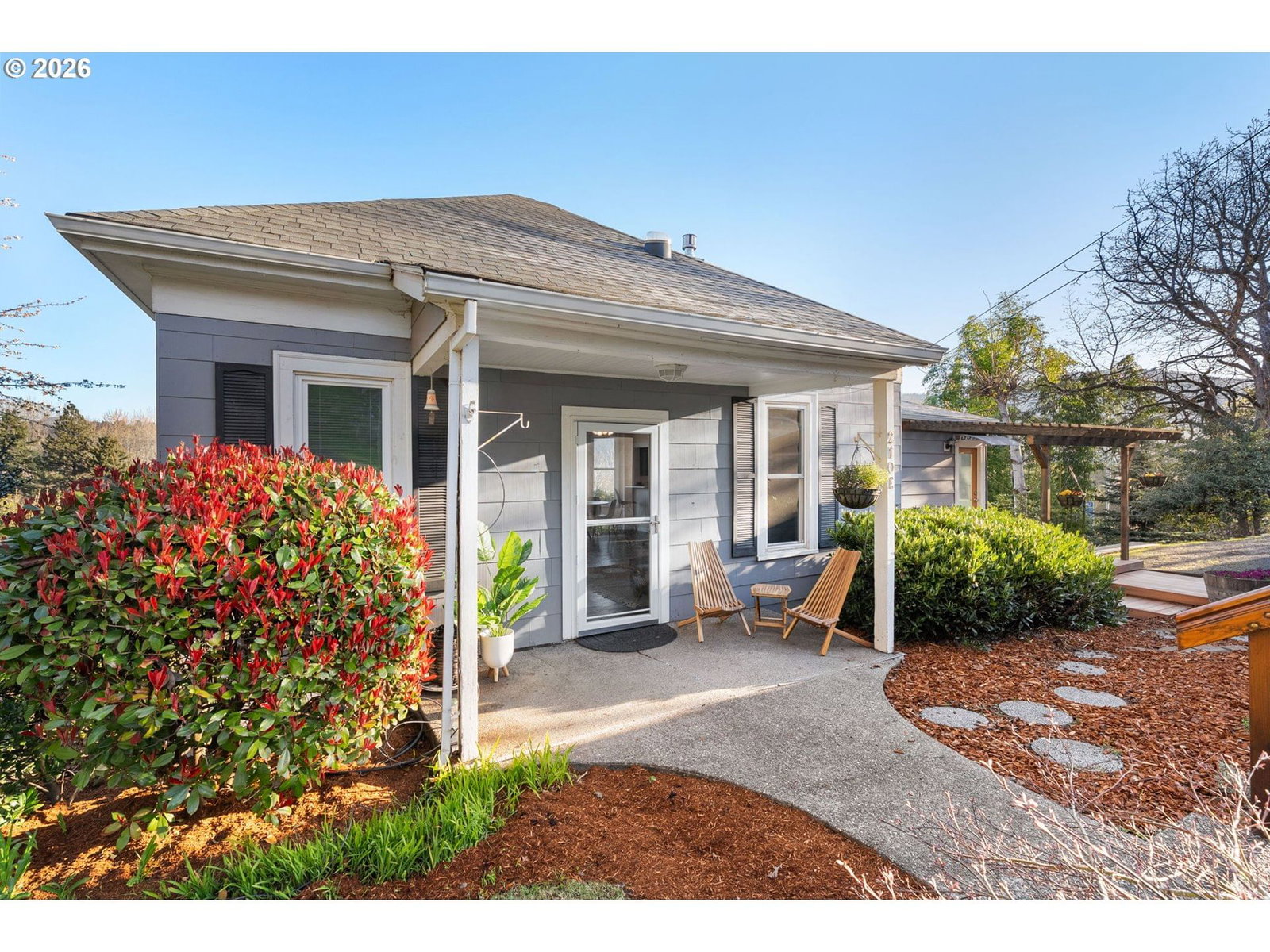 Primary listing photo, 210 E SHERMAN AVE, Hood River, OR, 97031