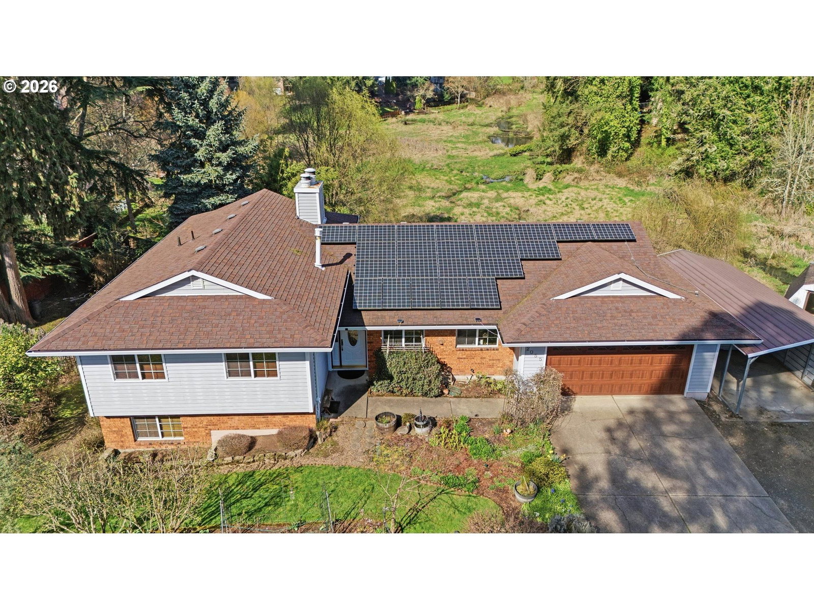 Primary listing photo, 2055 SE OAK CREST DR, Hillsboro, OR, 97123